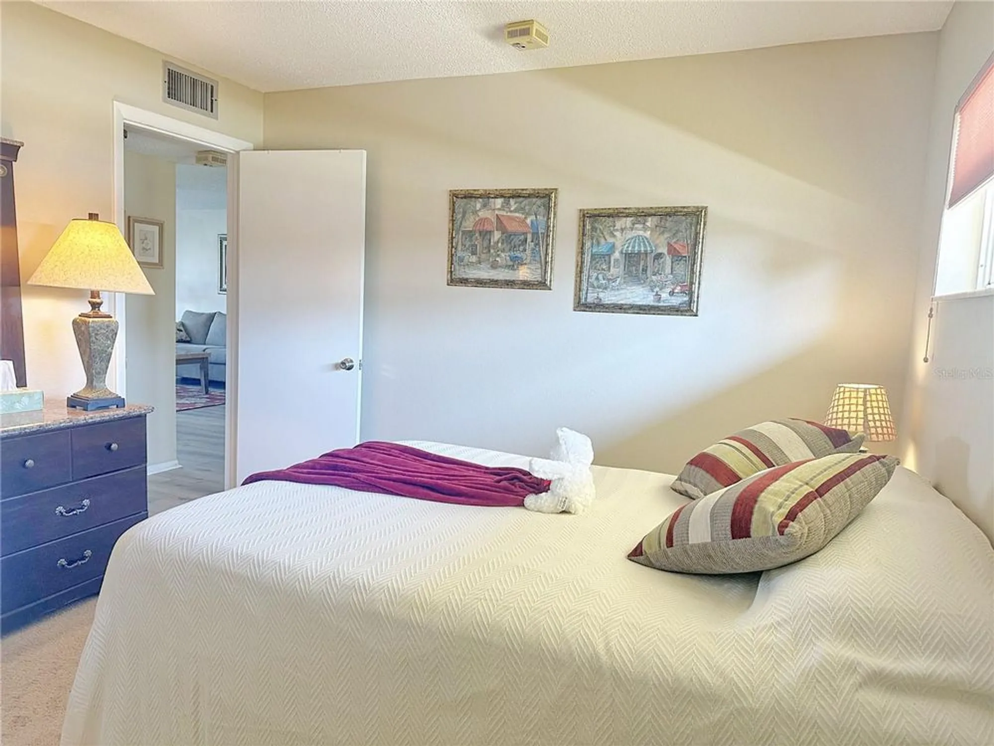 Property Slideshow image 12 of 32 | 4725 cove cir apt 309, Saint Petersburg, FL, 33708
