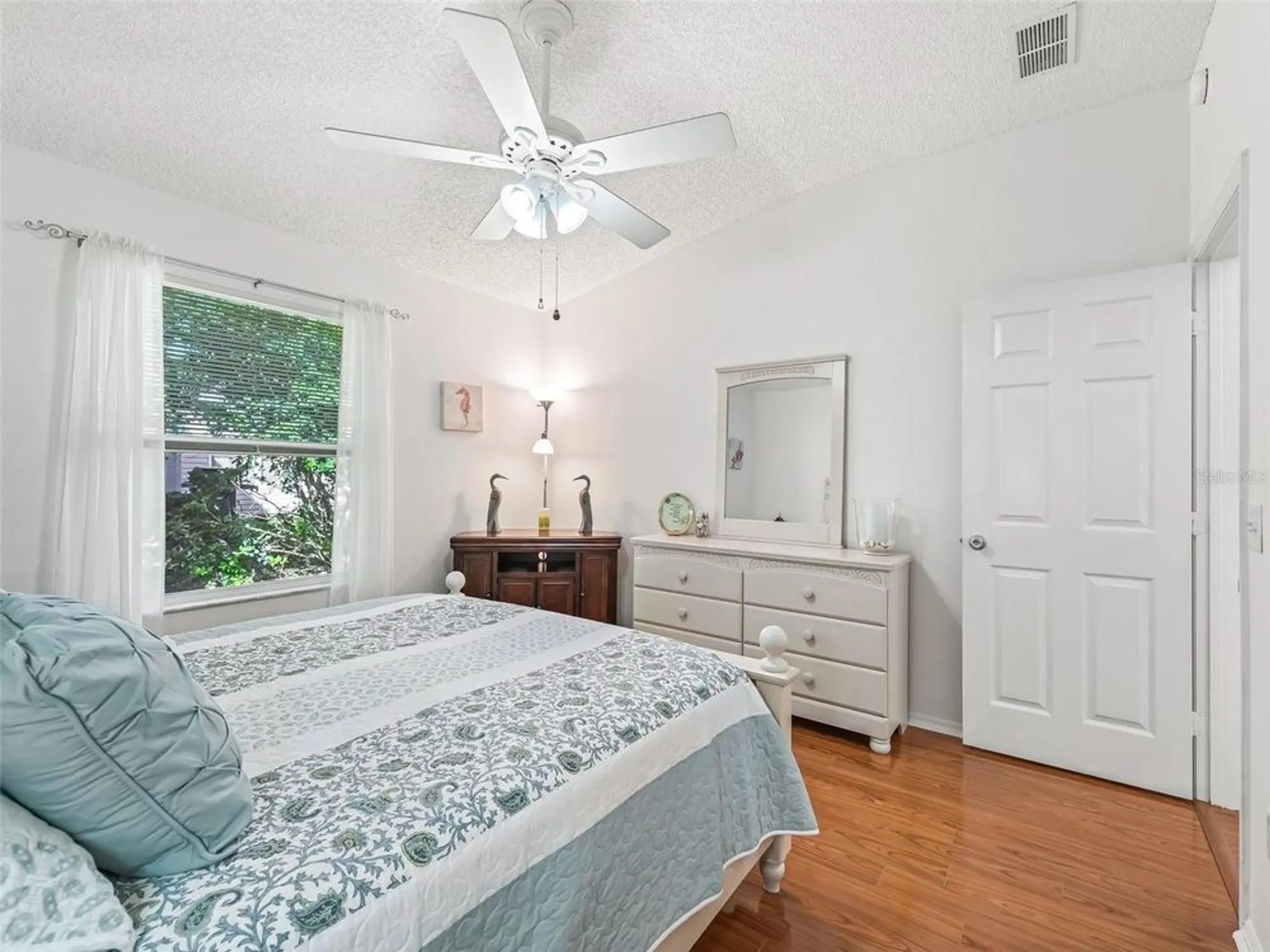 Property Slideshow image 22 of 32 | 408 rose croft ter, The Villages, FL, 32162