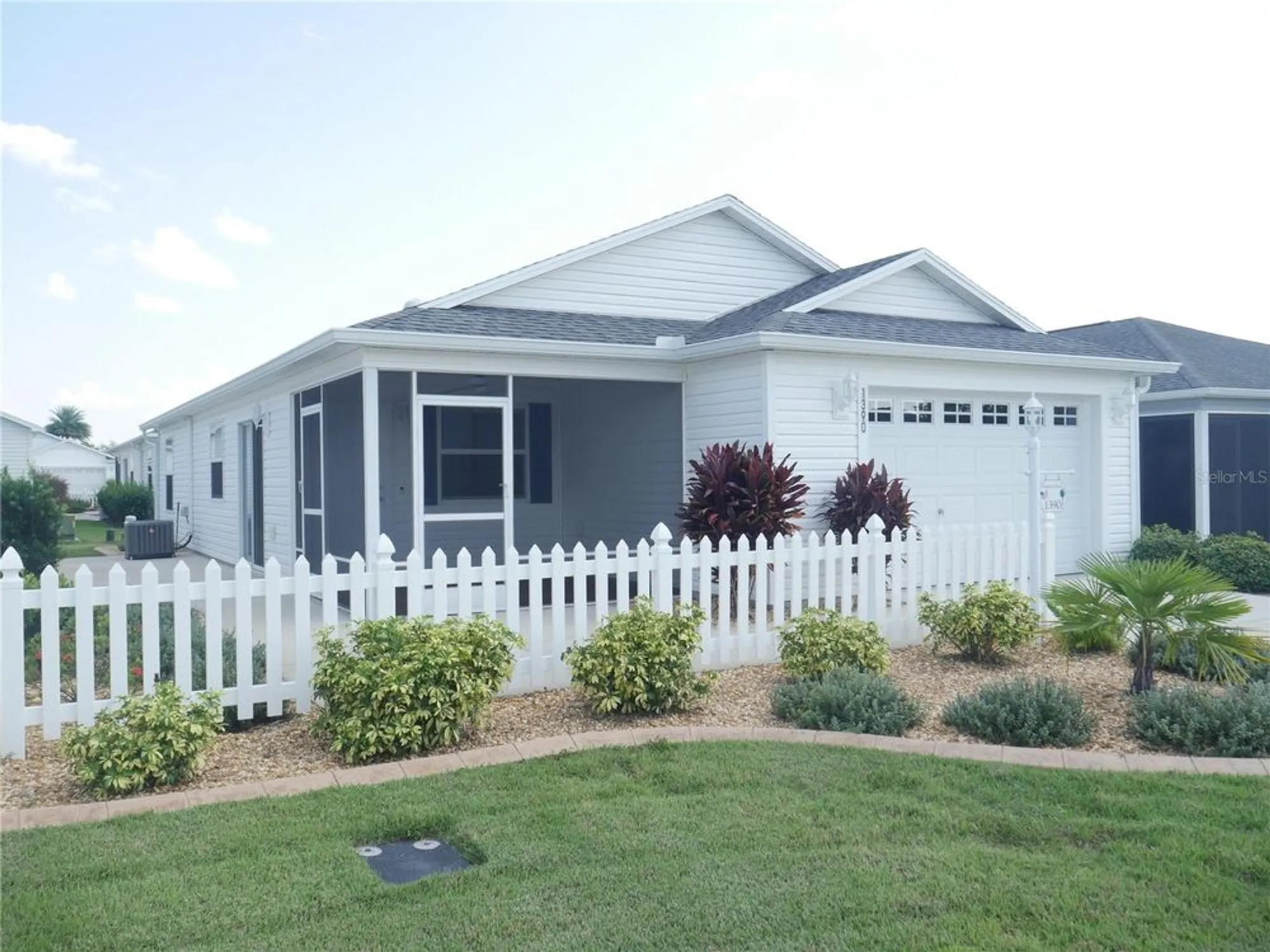 Property Slideshow image 4 of 43 | 1390 viola ct, The Villages, FL, 32163