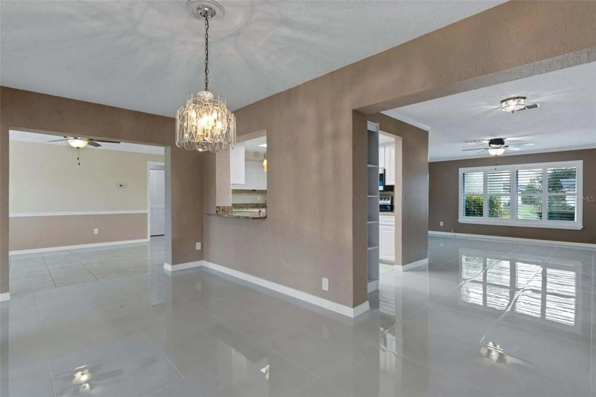 Property Slideshow image 9 of 90 | 3098 e dorchester dr, Palm Harbor, FL, 34684