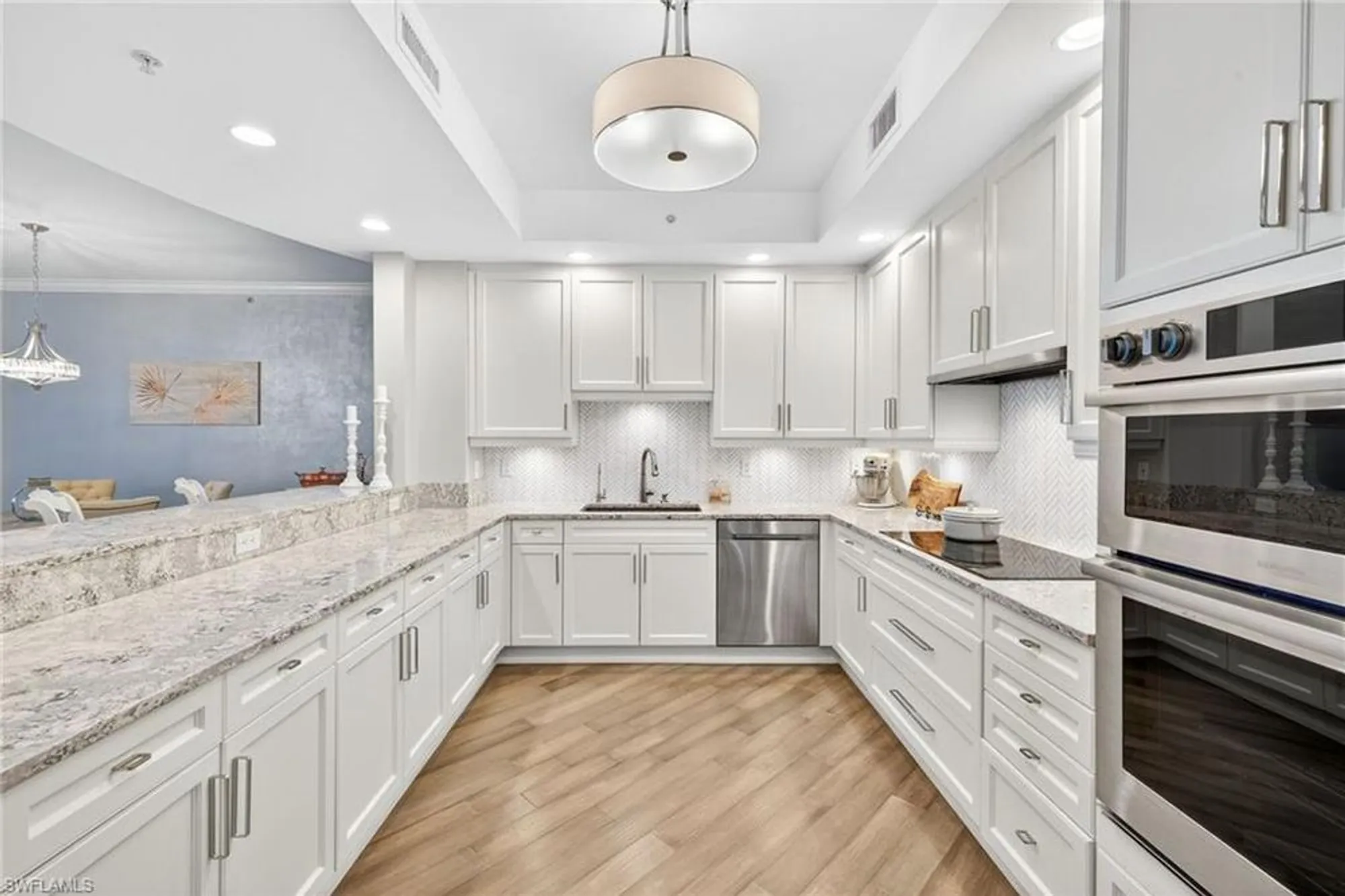 Property Slideshow image 10 of 50 | 23850 via italia cir 1105, Estero, FL, 34134