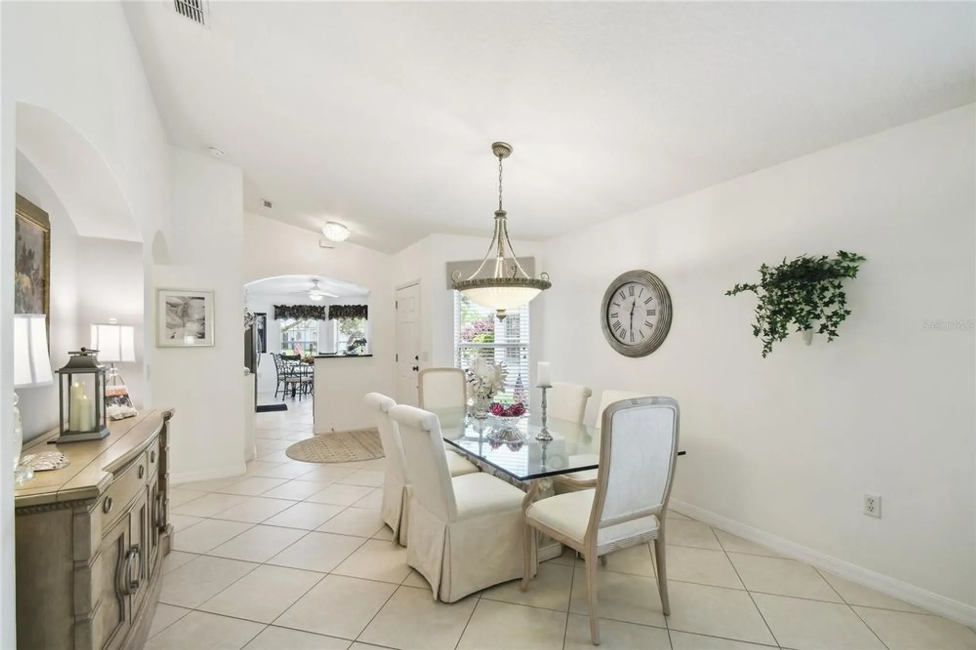 Property Slideshow image 9 of 59 | 560 grand canal dr, Kissimmee, FL, 34759