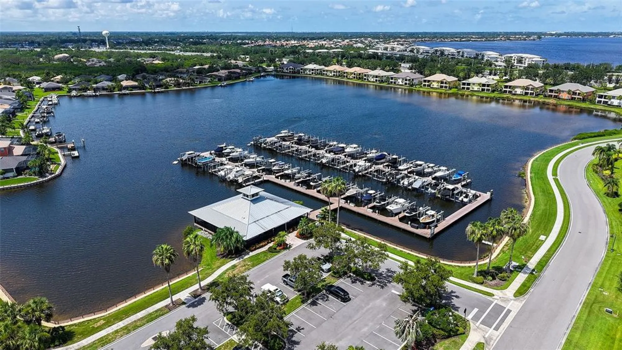 Property Slideshow image 66 of 78 | 1114 bearing ct, Bradenton, FL, 34208