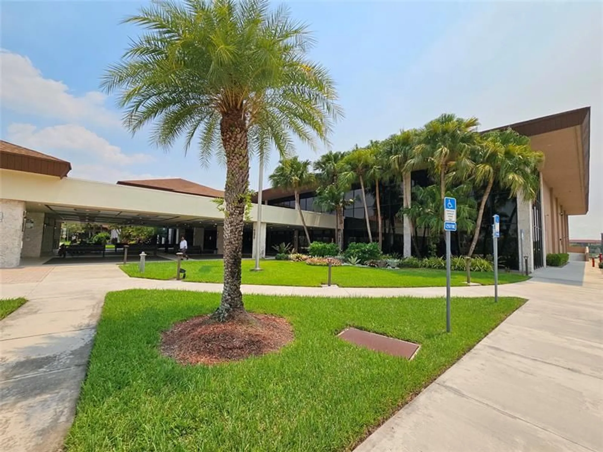 Property Slideshow image 18 of 21 | 801 sw 138th ave e402, Pembroke Pines, FL, 33027