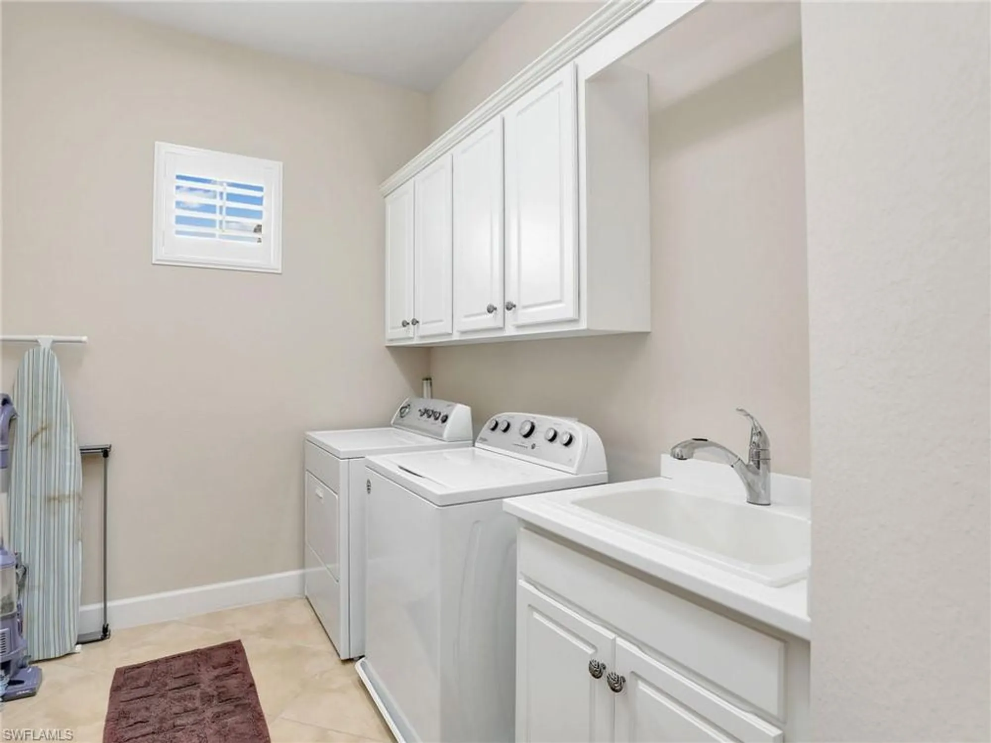Property Slideshow image 34 of 43 | 10370 glastonbury cir 202, Fort Myers, FL, 33913