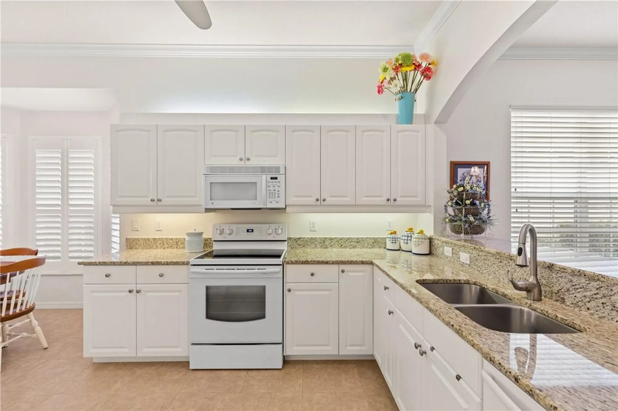 Property Slideshow image 7 of 58 | 1610 monarch dr # 1610, Venice, FL, 34293