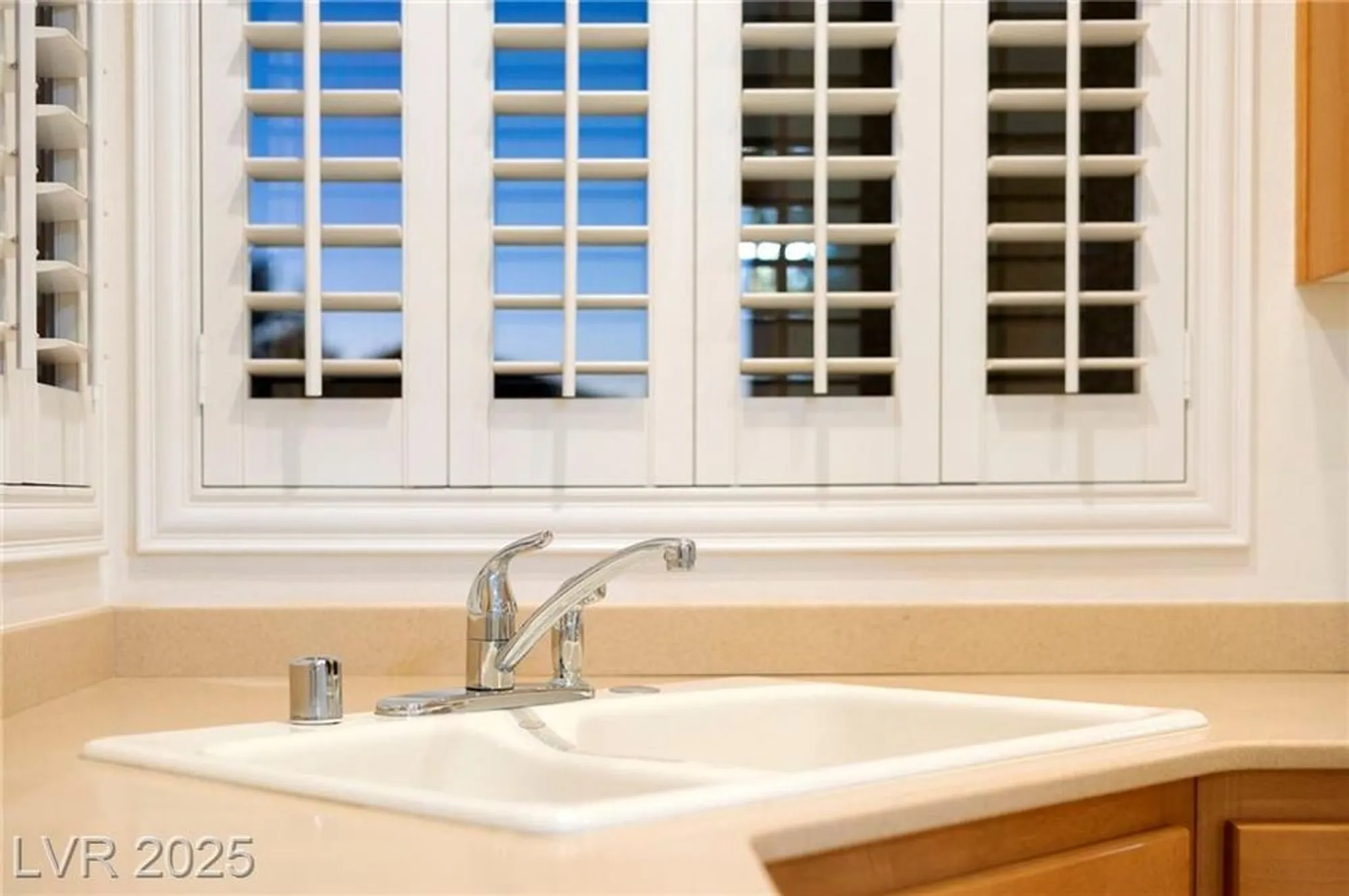 Property Slideshow image 23 of 62 | 2170 oliver springs st, Henderson, NV, 89052