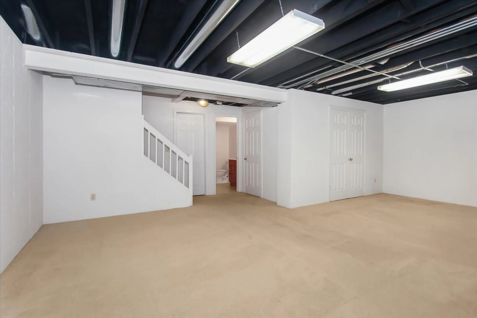 Property Slideshow image 22 of 32 | 928 longmeadow ct # 1016, Lake Barrington, IL, 60010