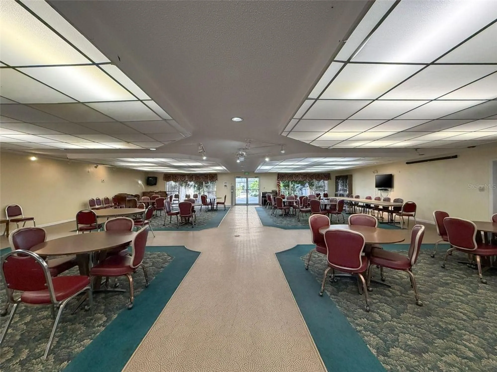 Property Slideshow image 69 of 82 | 5970 80th st n unit 206, St Petersburg, FL, 33709