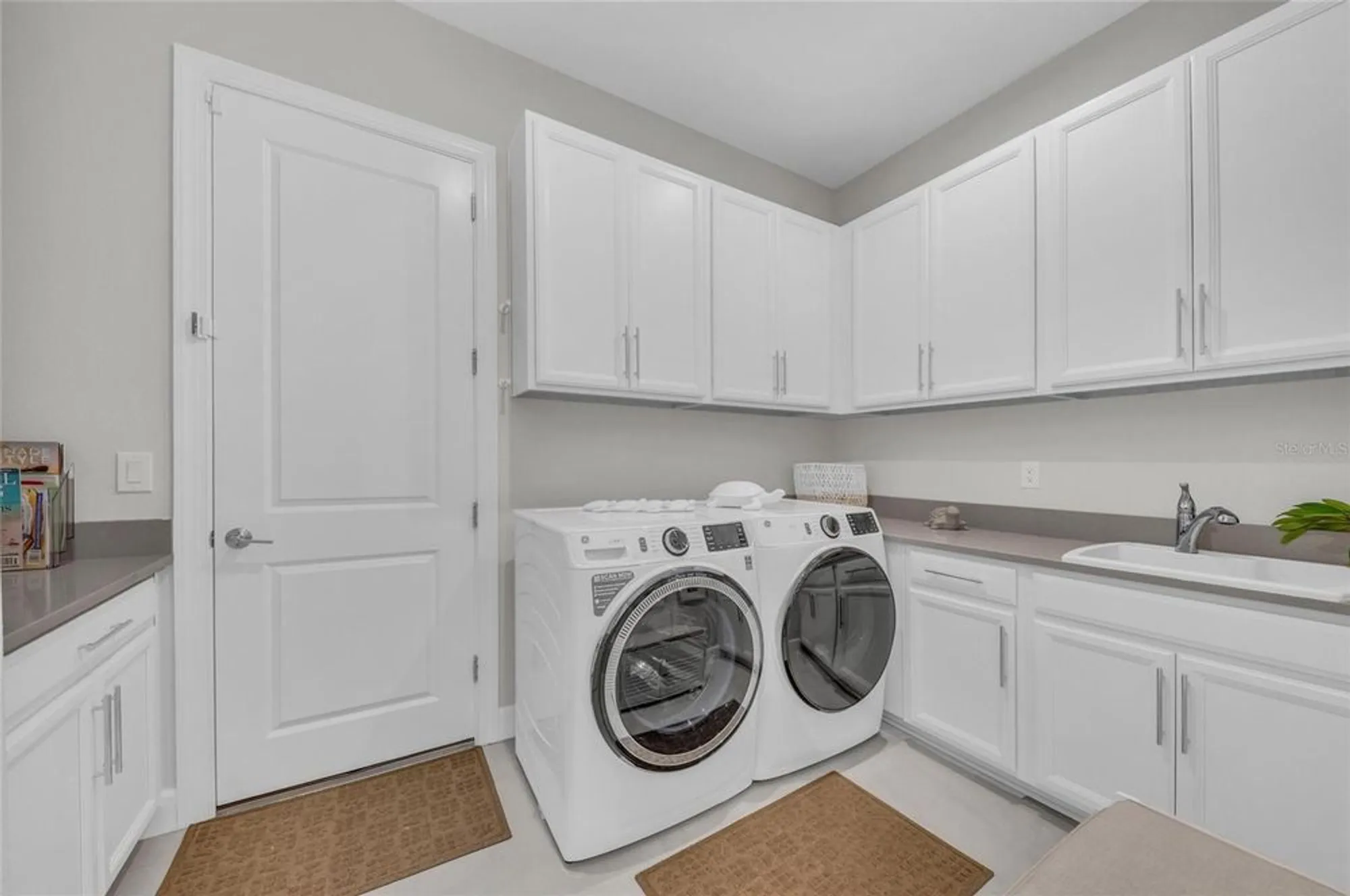 Property Slideshow image 23 of 47 | 4736 cassio ct, Bradenton, FL, 34211