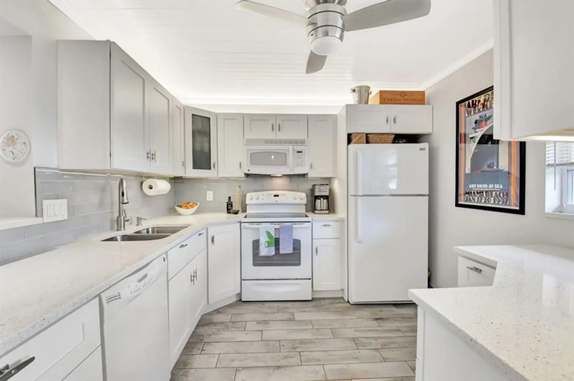 Property Slideshow image 3 of 67 | 2615 ne 3rd ct apt 301, Boynton Beach, FL, 33435