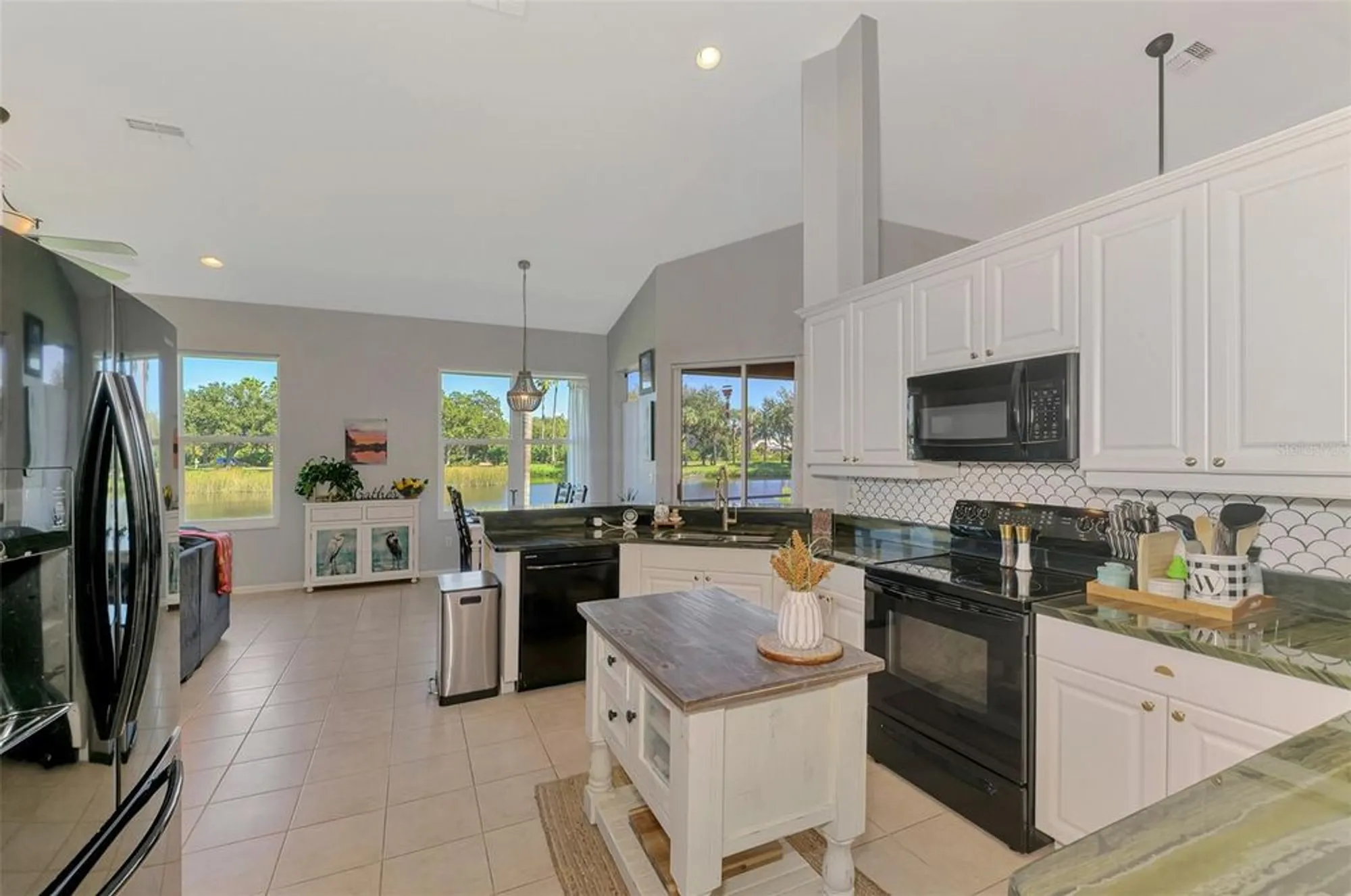 Property Slideshow image 34 of 95 | 3450 bay ridge way, Port Charlotte, FL, 33953