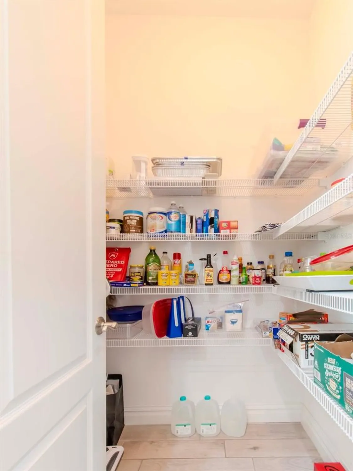 Property Slideshow image 15 of 52 | 717 manns harbor dr, Apollo Beach, FL, 33572