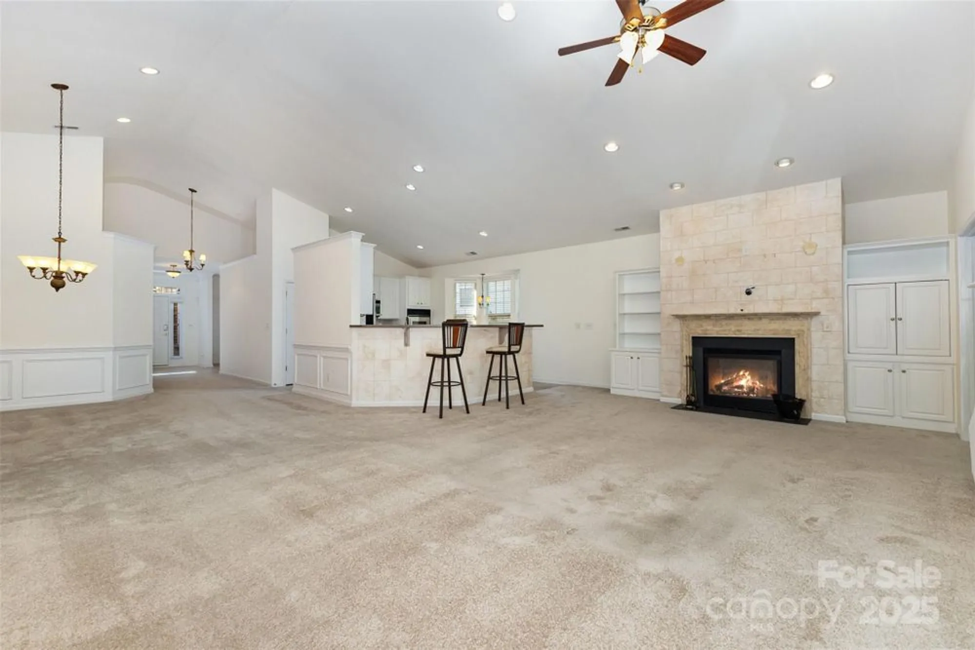 Property Slideshow image 8 of 48 | 977 platinum dr, Fort Mill, SC, 29708