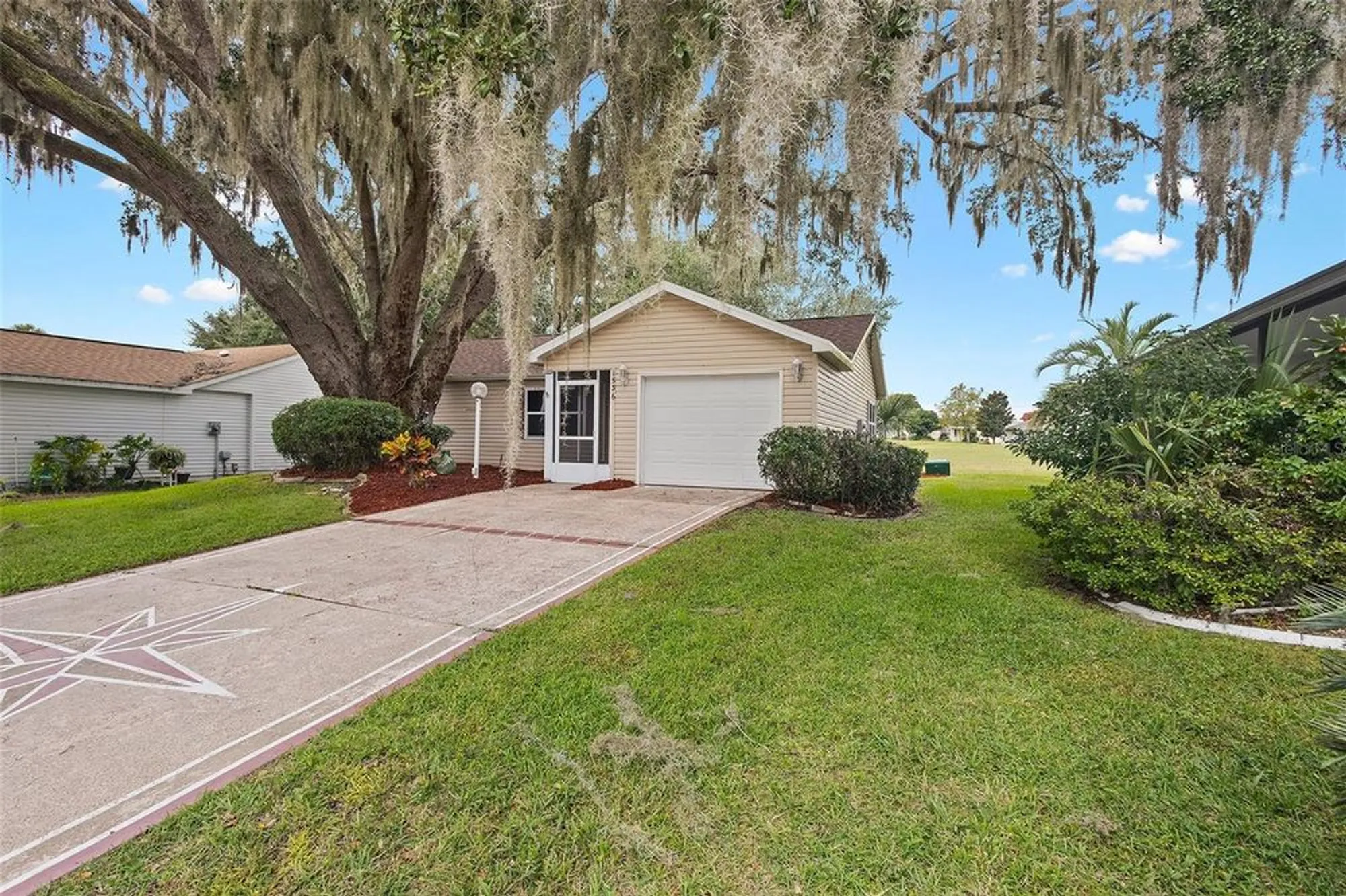 Property Slideshow image 29 of 34 | 1536 e schwartz blvd, The Villages, FL, 32159