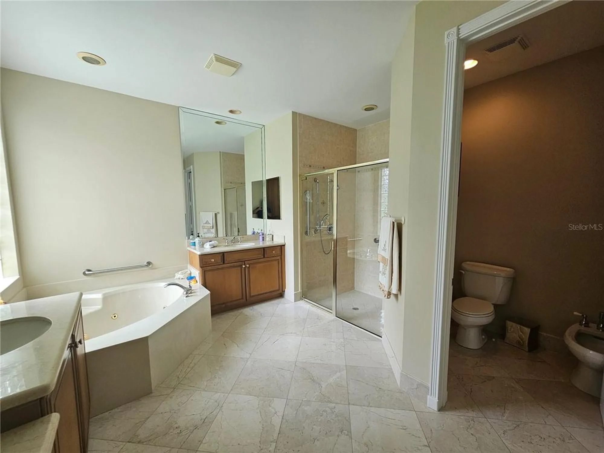 Property Slideshow image 62 of 75 | 6900 molakai cir, Boynton Beach, FL, 33437