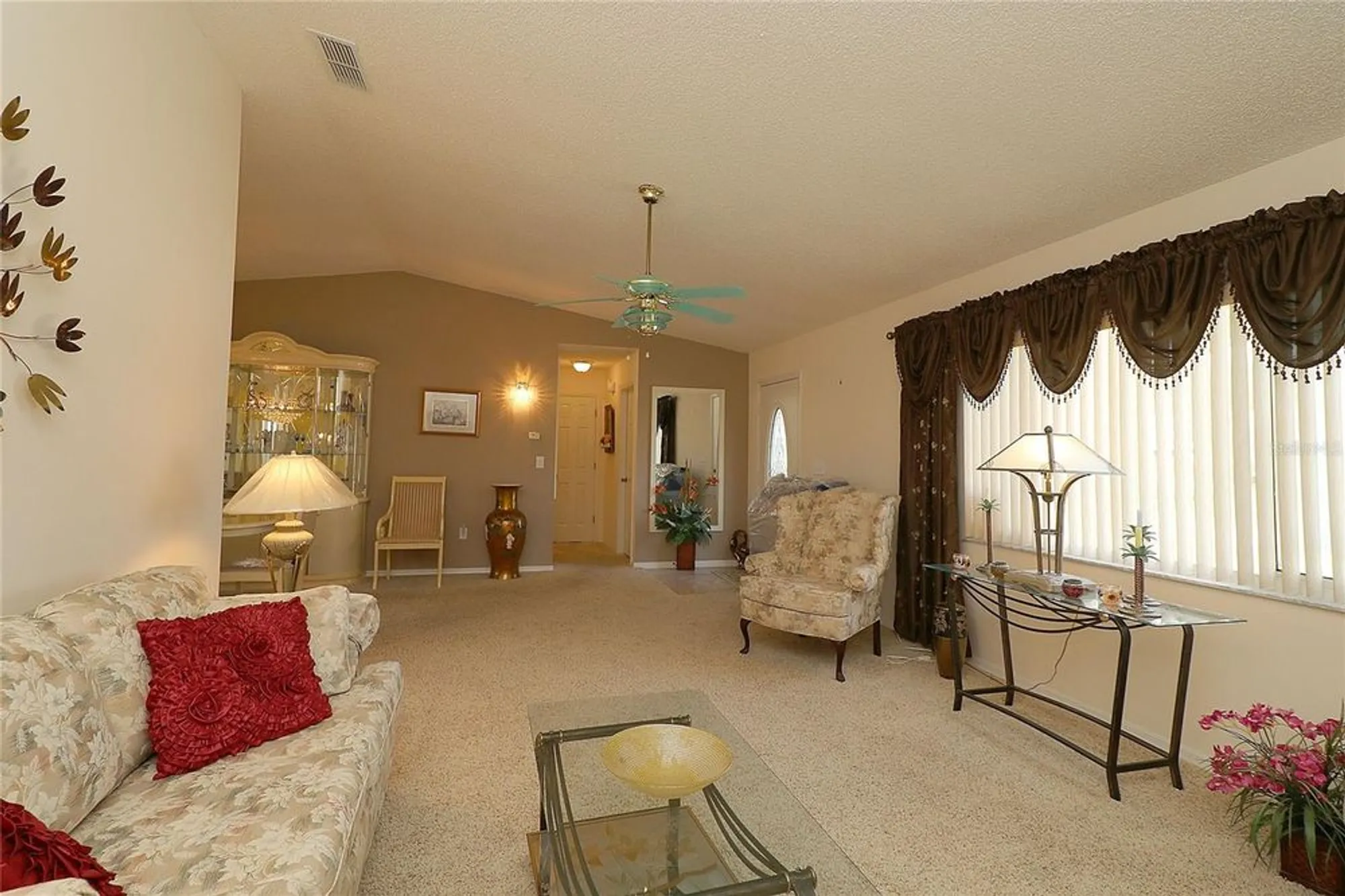 Property Slideshow image 6 of 52 | 9948 se 175th pl, Summerfield, FL, 34491