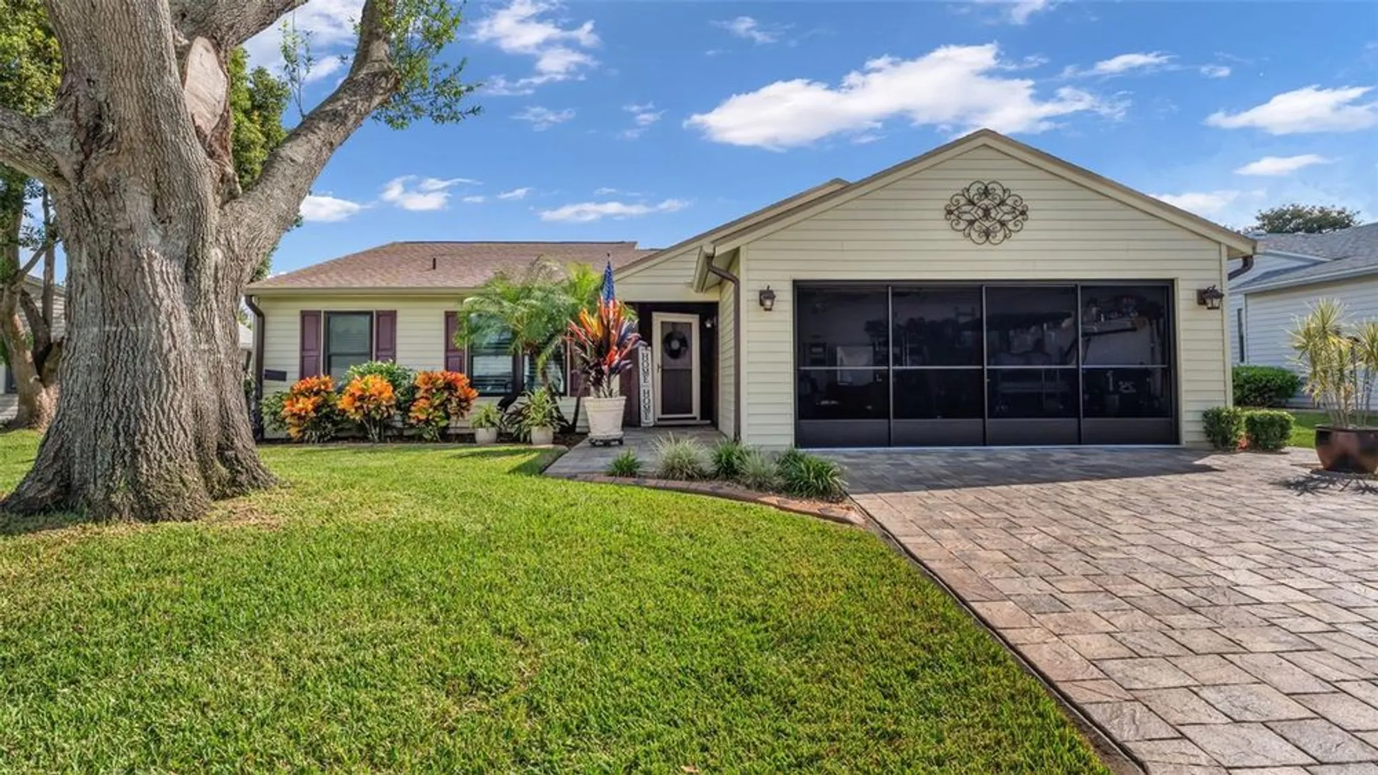 Property Slideshow image 5 of 81 | 6096 kittiwake dr, Lakeland, FL, 33809