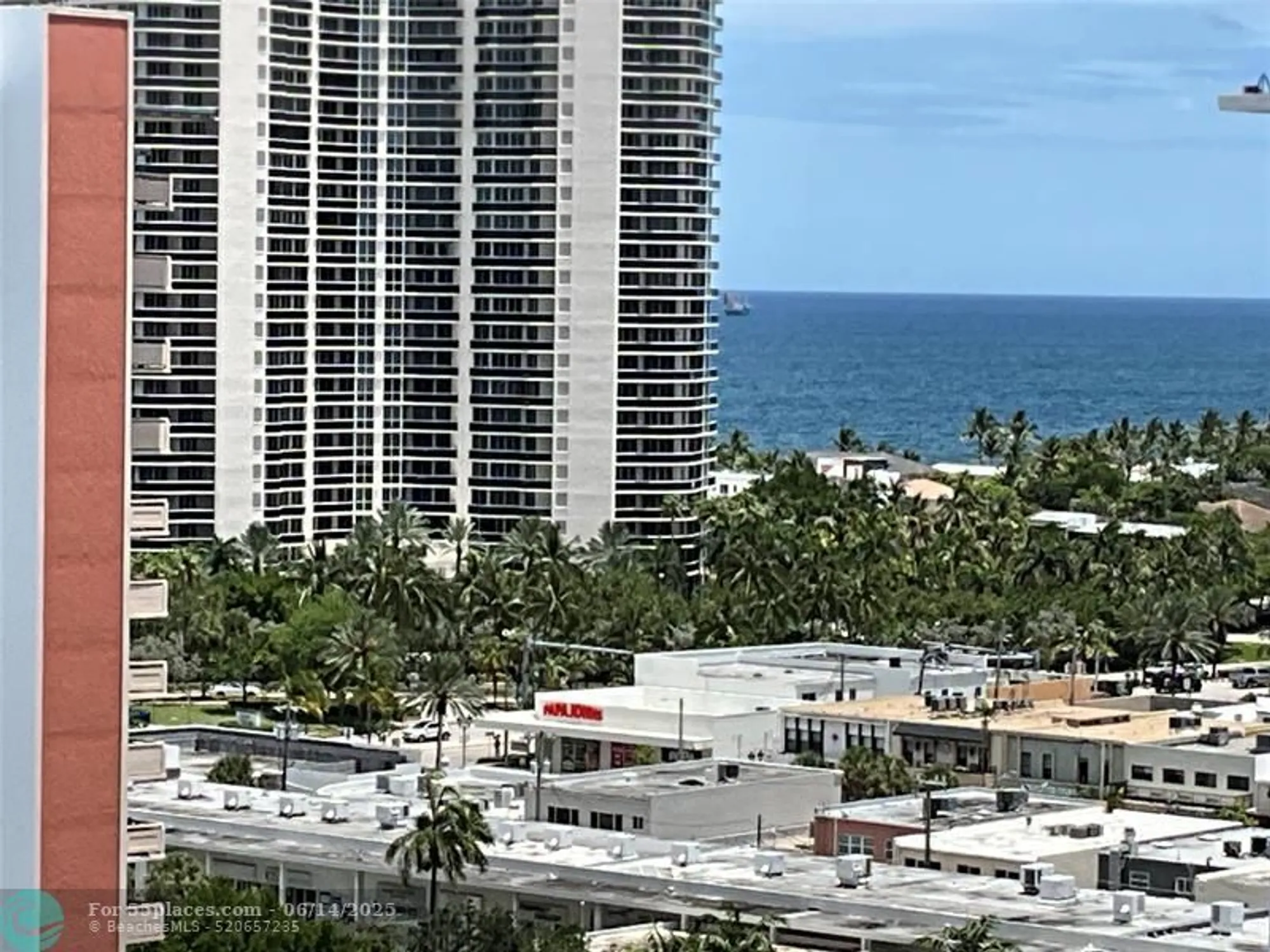 Property Slideshow image 9 of 35 | 3200 ne 36th st 1601, Fort Lauderdale, FL, 33308