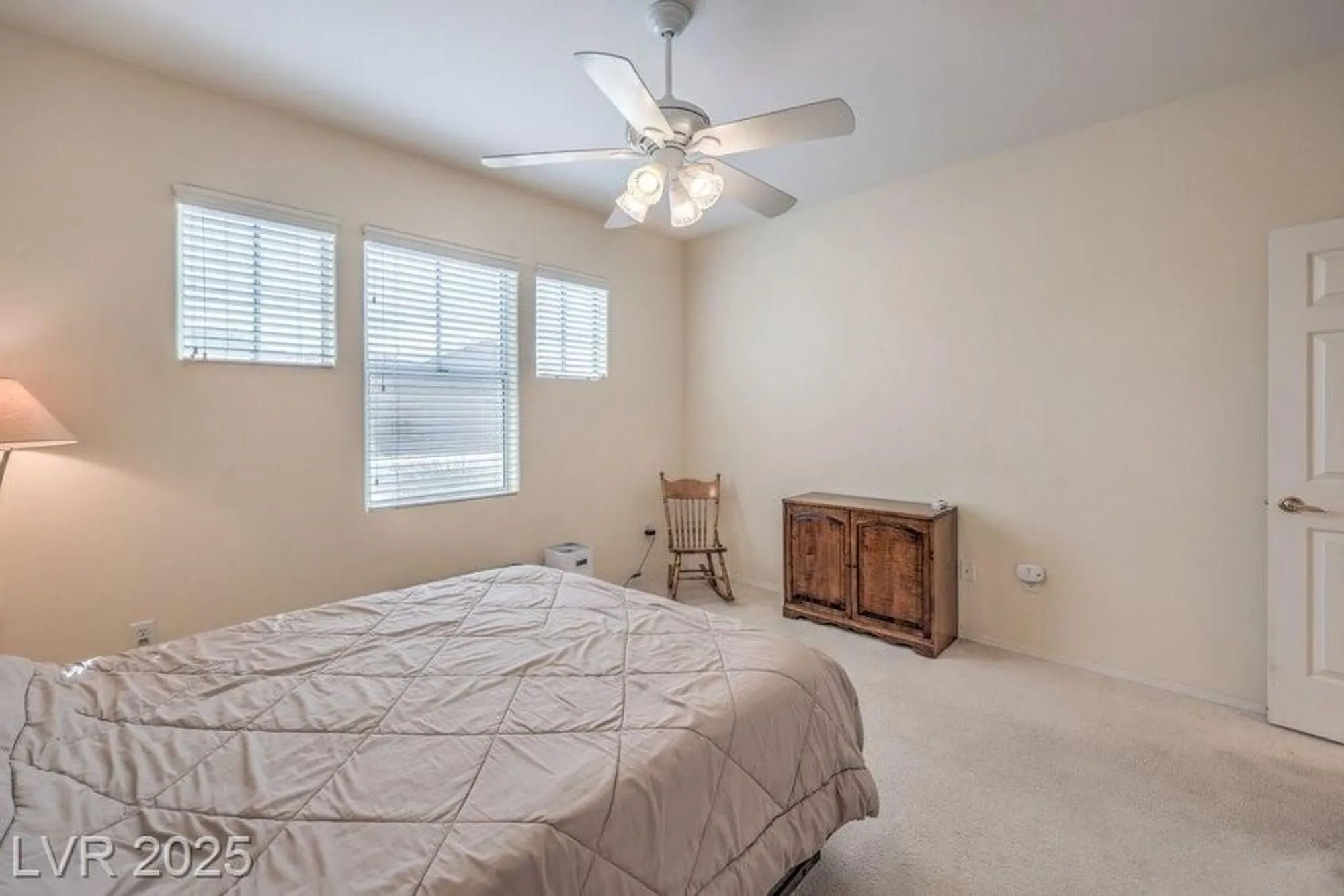 Property Slideshow image 43 of 72 | 2095 colvin run dr, Henderson, NV, 89052