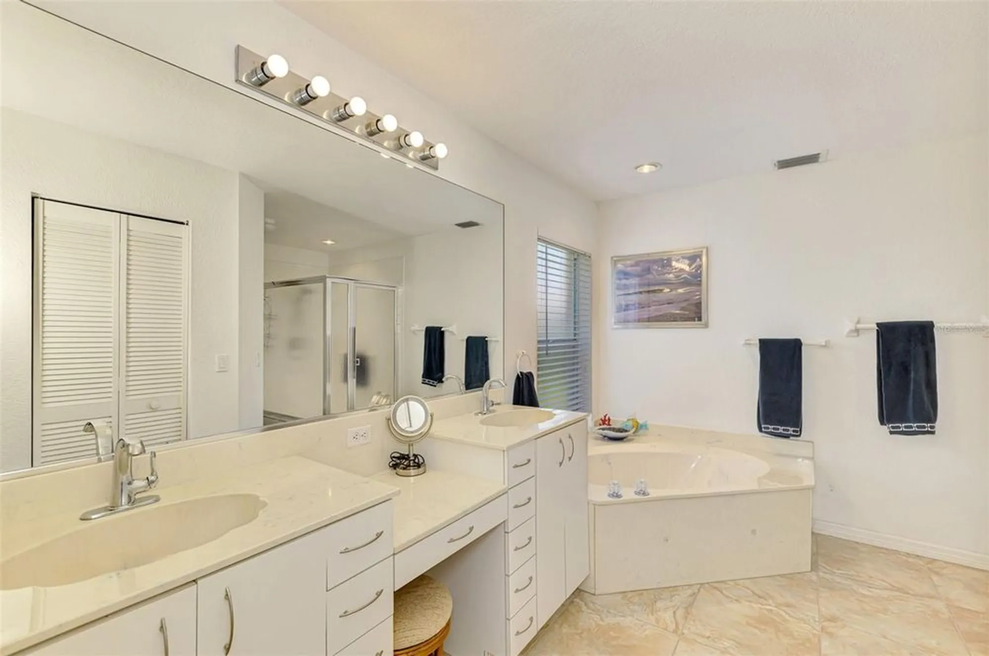 Property Slideshow image 31 of 87 | 14060 willow glen ct 128, Port Charlotte, FL, 33953
