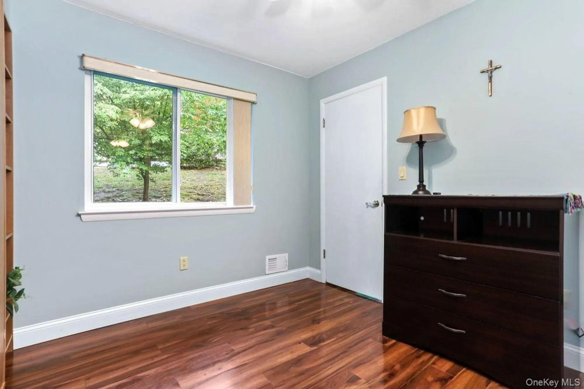 Property Slideshow image 19 of 35 | 141 flintlock way b, Yorktown Heights, NY, 10598