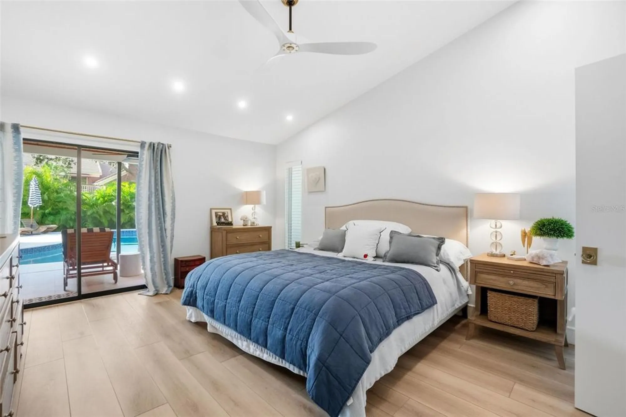 Property Slideshow image 35 of 66 | 1660 pine harrier cir, Sarasota, FL, 34231