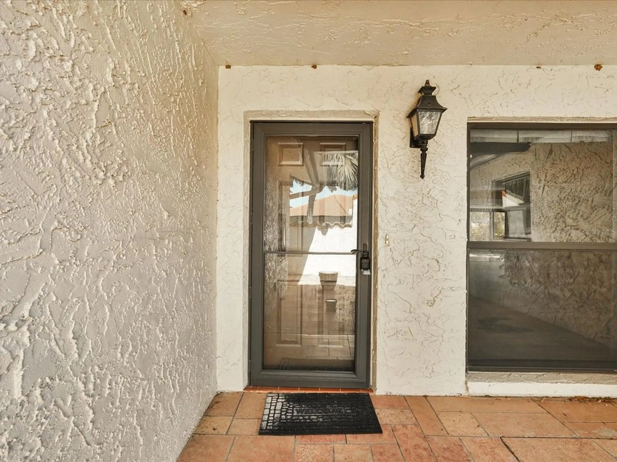 Property Slideshow image 4 of 19 | 7261 golf pointe way way, Sarasota, FL, 34243