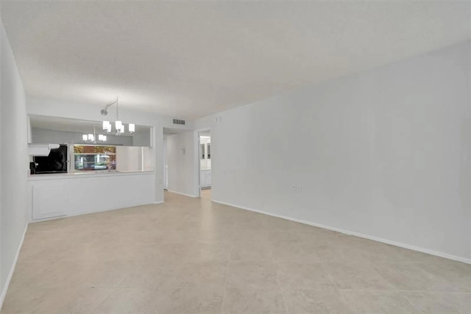 Property Slideshow image 17 of 37 | 2612 nassau bnd d1, Coconut Creek, FL, 33066