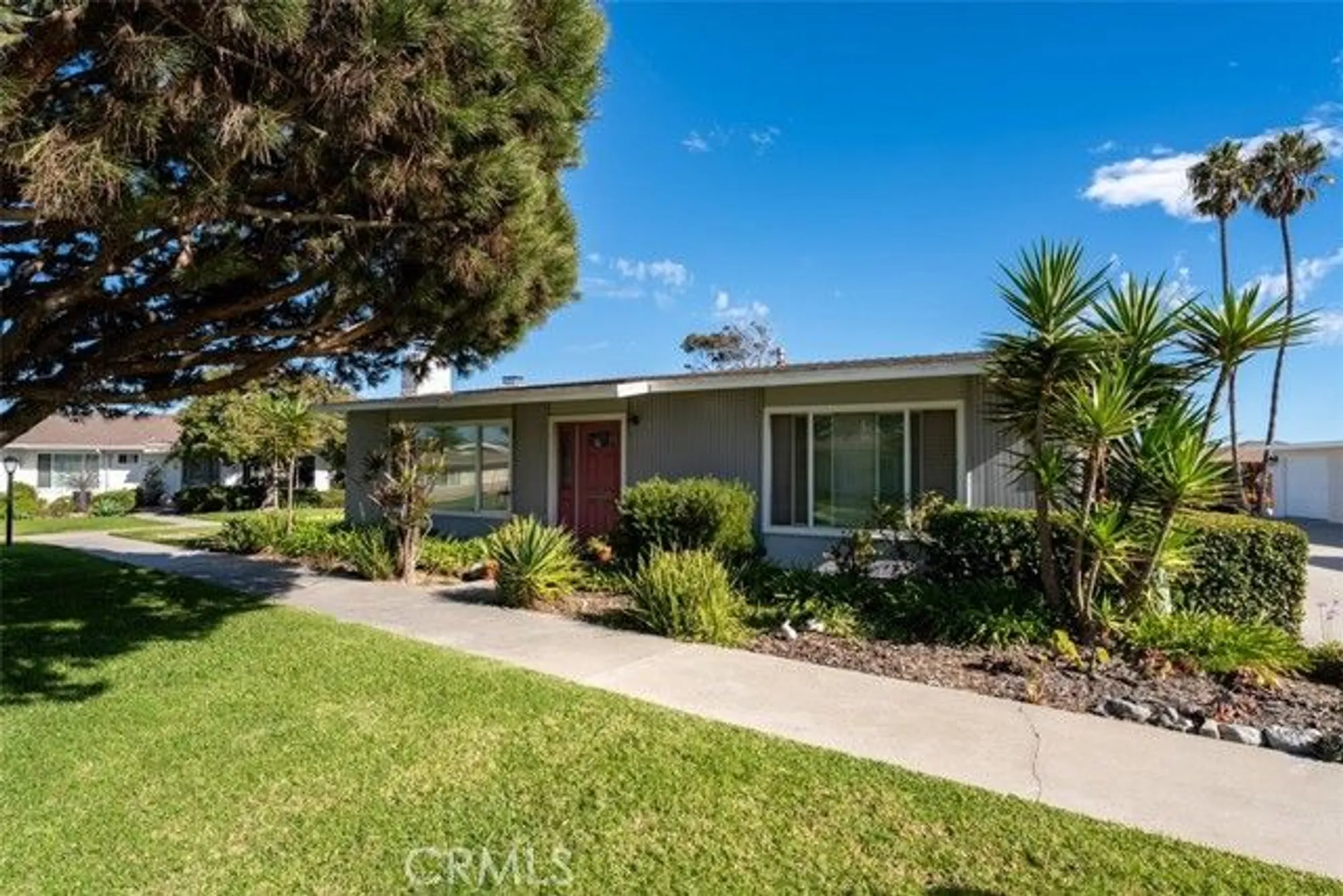 Property Slideshow image 1 of 31 | 229 monte vista 12, San Clemente, CA, 92672