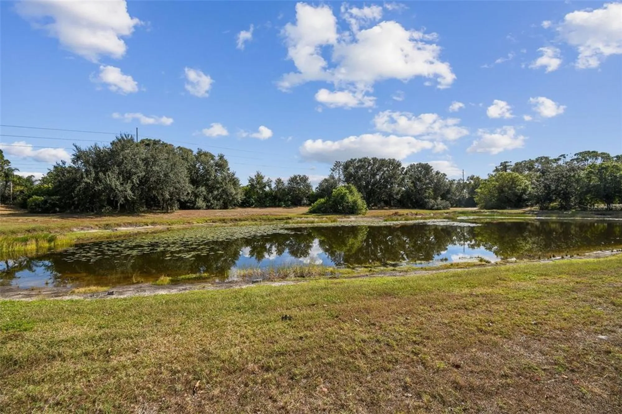 Property Slideshow image 33 of 39 | 2305 e del webb blvd, Sun City Center, FL, 33573