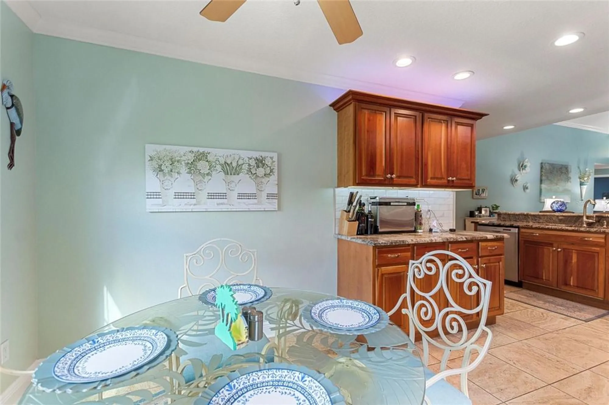 Property Slideshow image 18 of 61 | 537 ridge view dr, Davenport, FL, 33837
