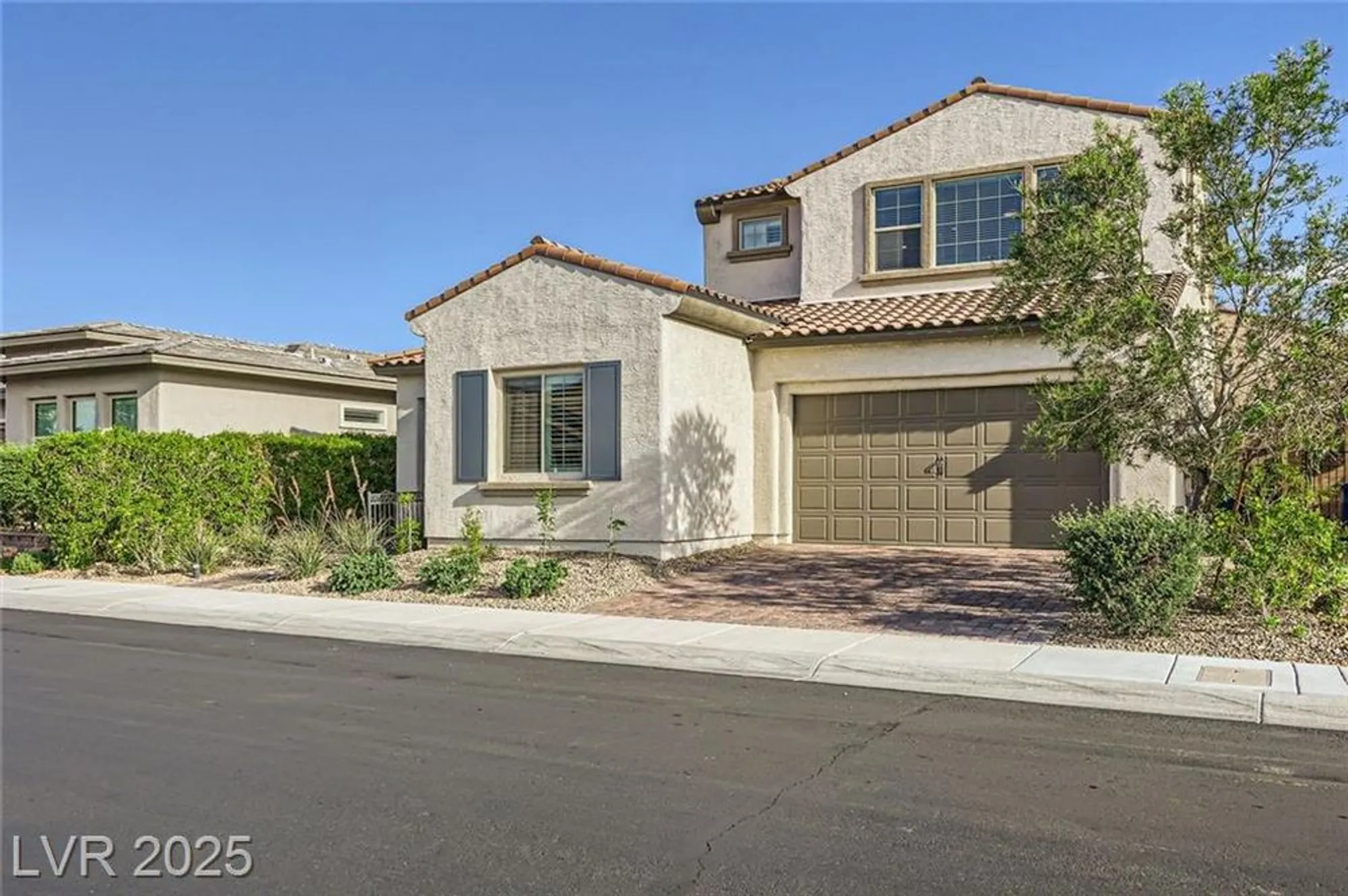 Property Slideshow image 2 of 40 | 429 open hill ave, Henderson, NV, 89011