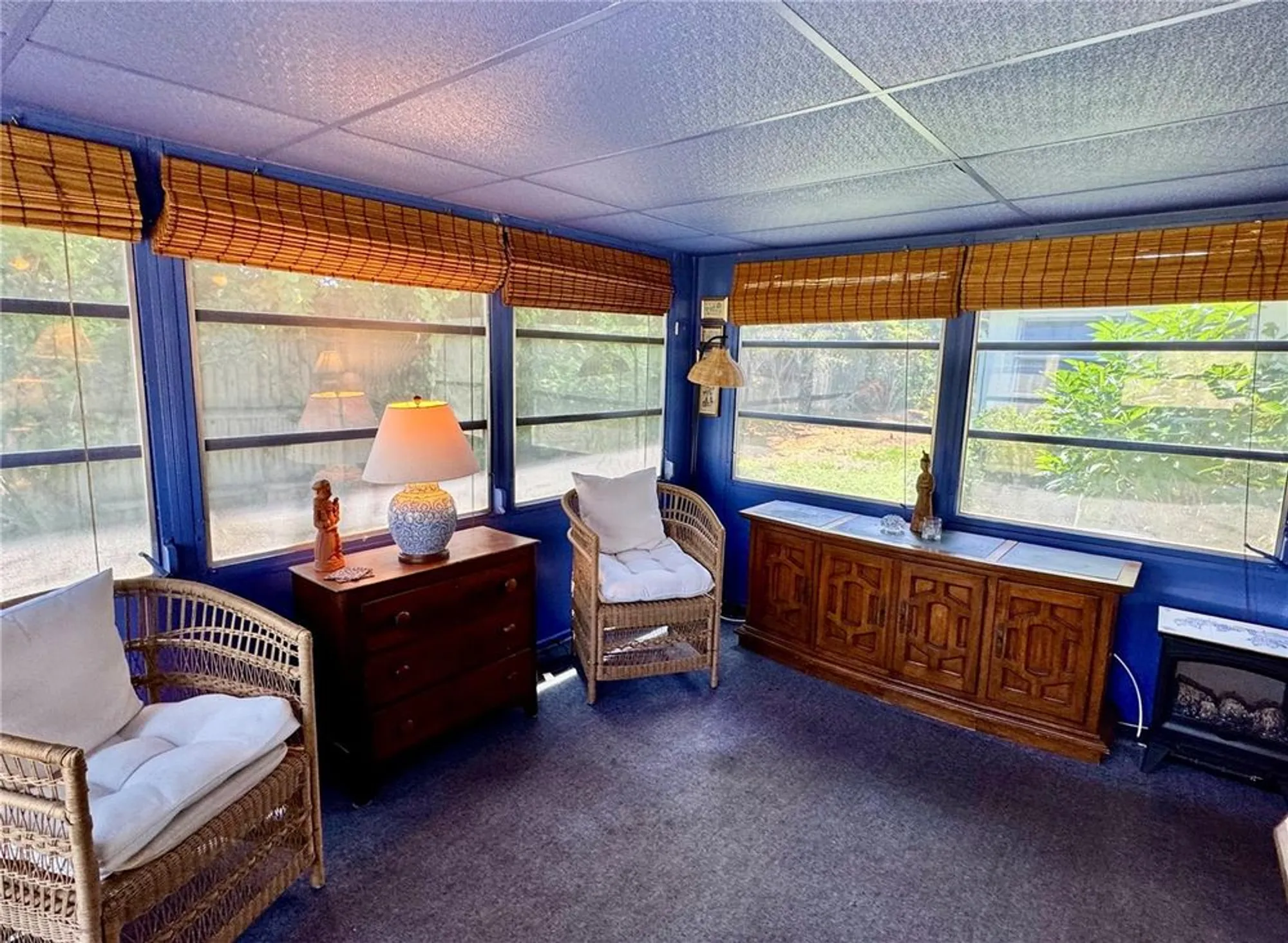 Property Slideshow image 18 of 20 | 857 cambridge ct, Dunedin, FL, 34698