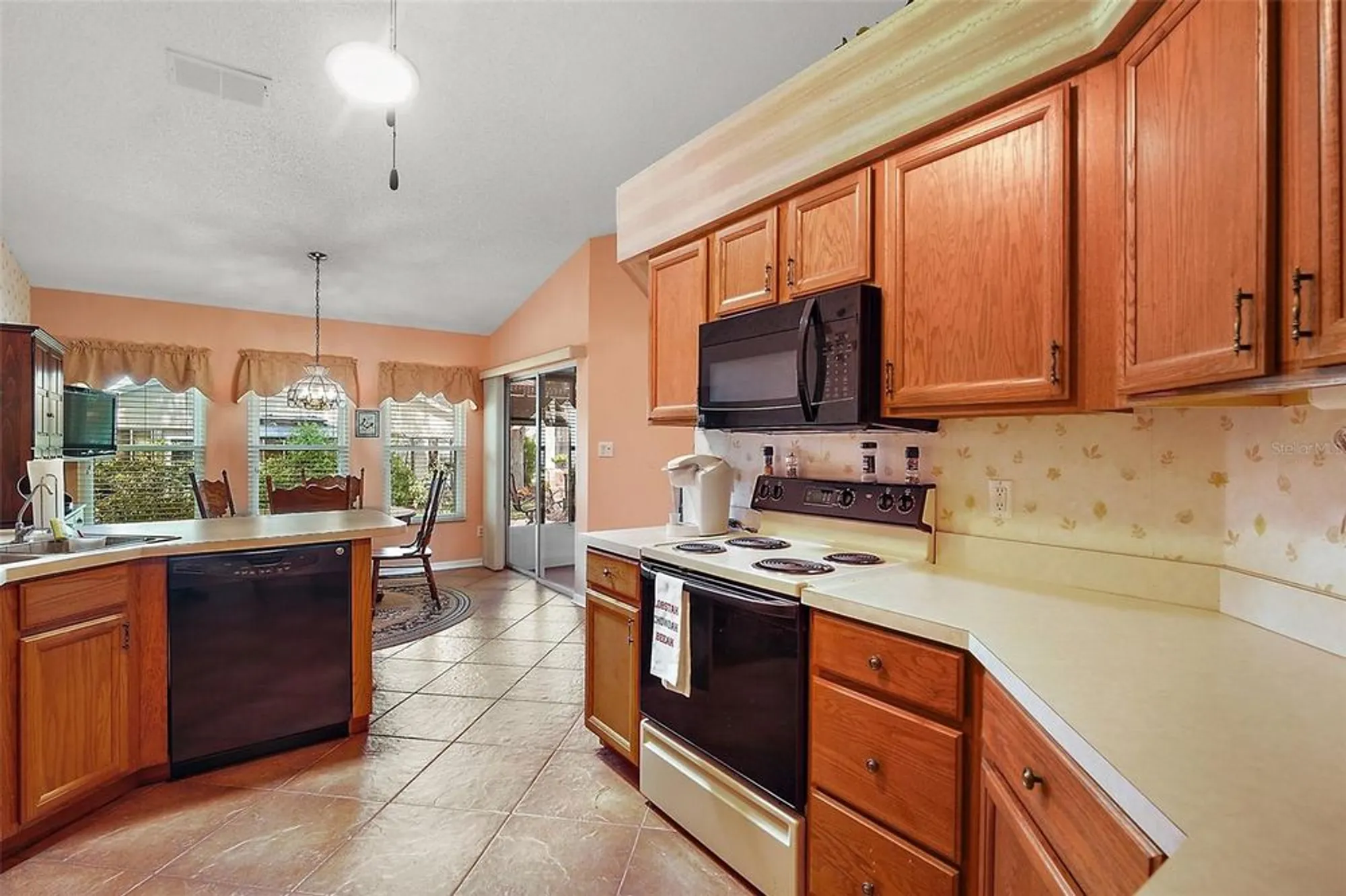 Property Slideshow image 23 of 36 | 25333 river crest dr, Leesburg, FL, 34748