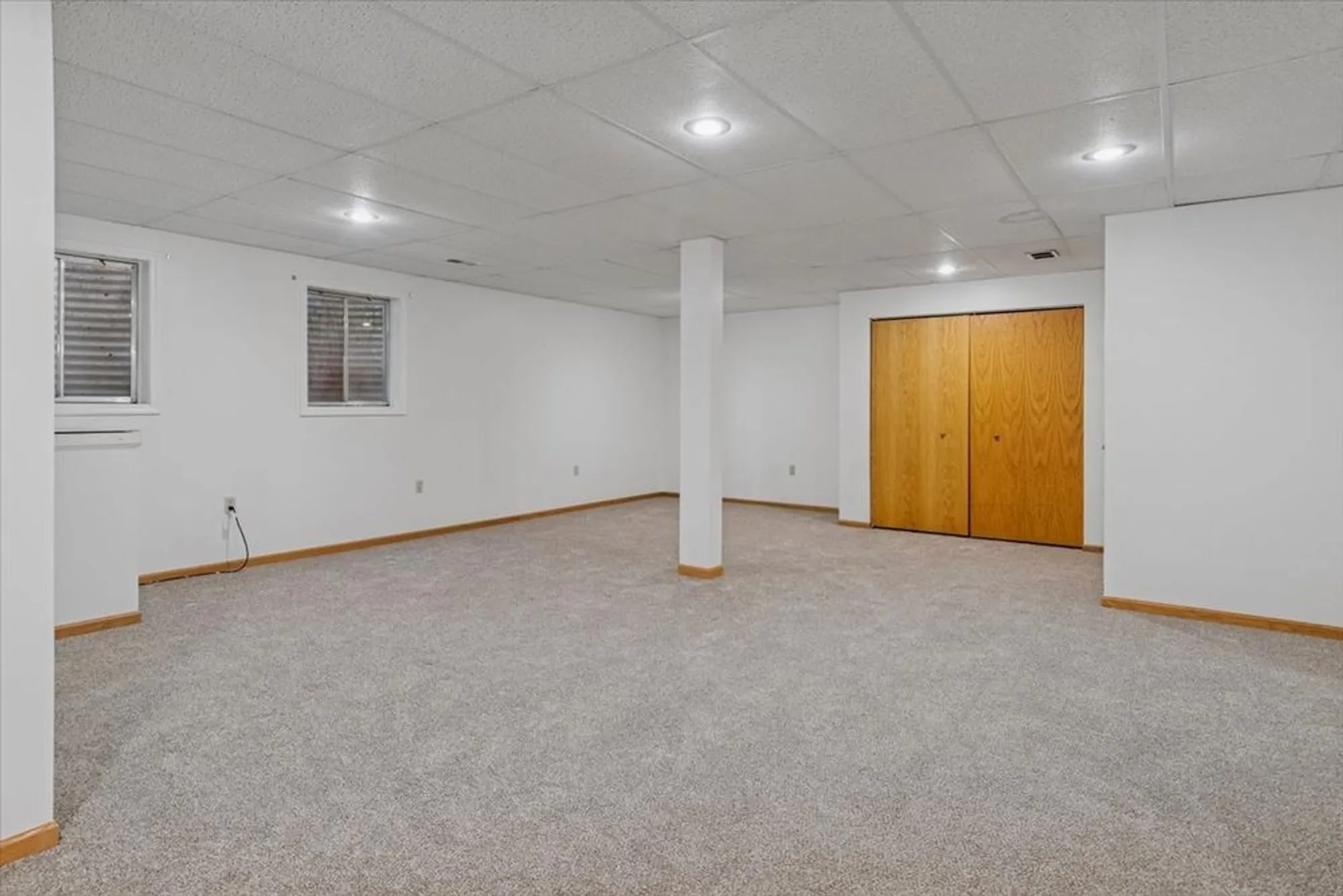 Property Slideshow image 15 of 20 | 20928 w spruce ln, Plainfield, IL, 60544