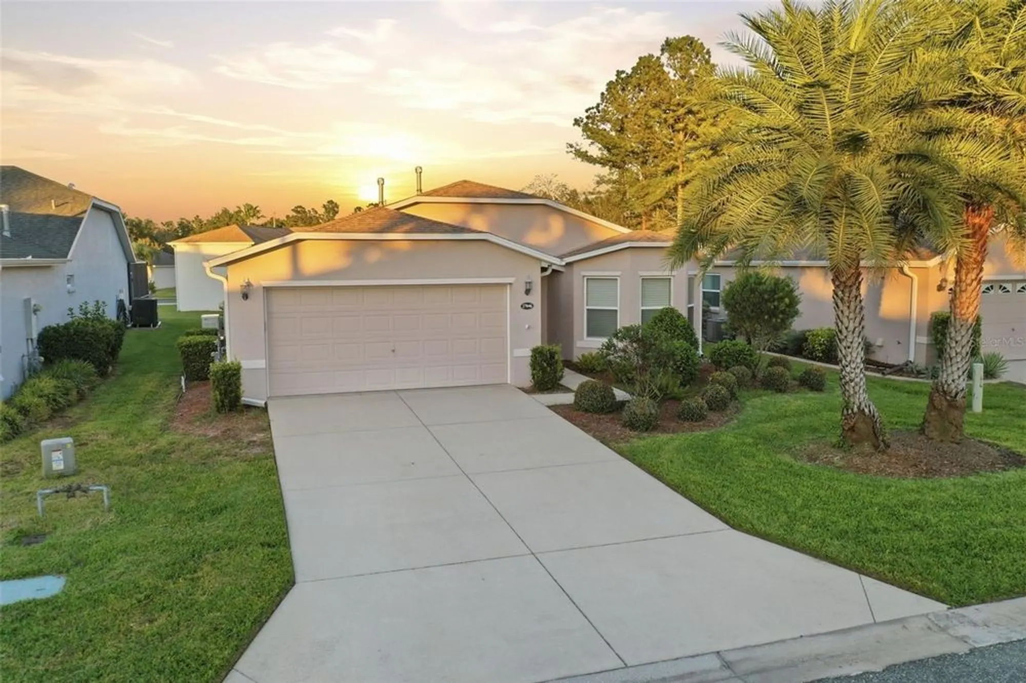 Property Slideshow image 31 of 64 | 27046 roanoke dr, Leesburg, FL, 34748