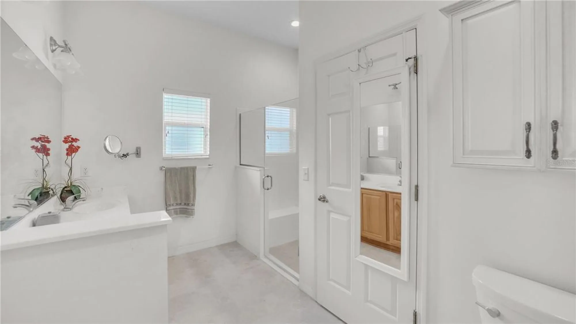 Property Slideshow image 19 of 34 | 7796 se 168th lone oak loop, The Villages, FL, 32162