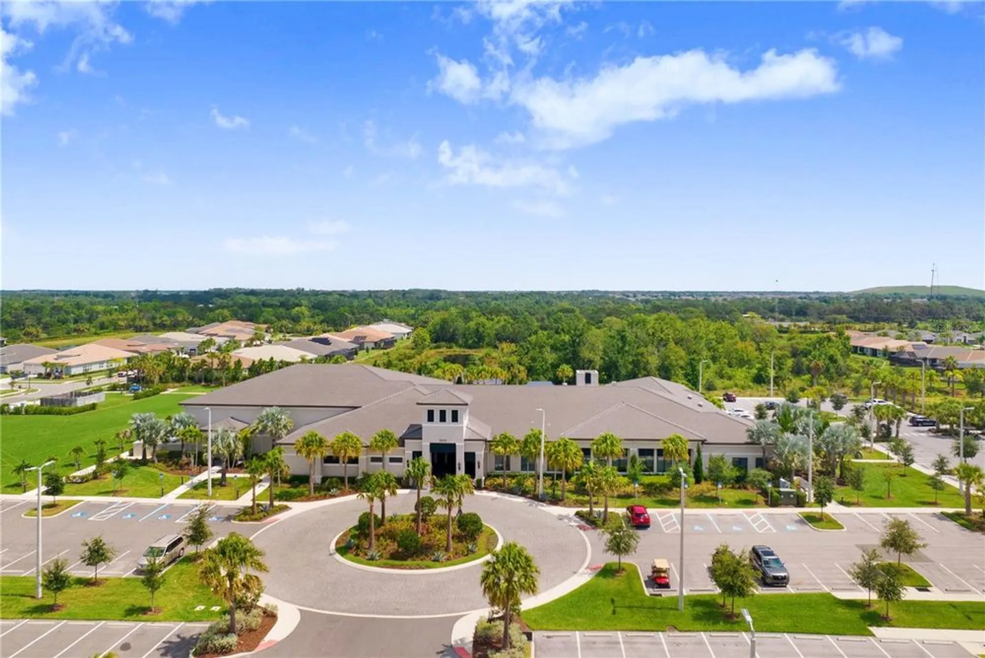 Property Slideshow image 26 of 35 | 4749 avila lakes dr, Wimauma, FL, 33598