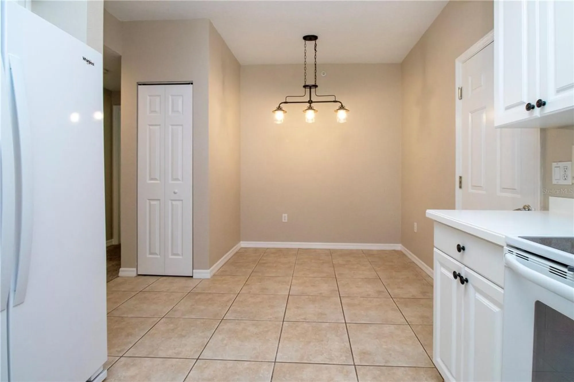 Property Slideshow image 16 of 37 | 7139 cedar hollow cir # 101, Bradenton, FL, 34203