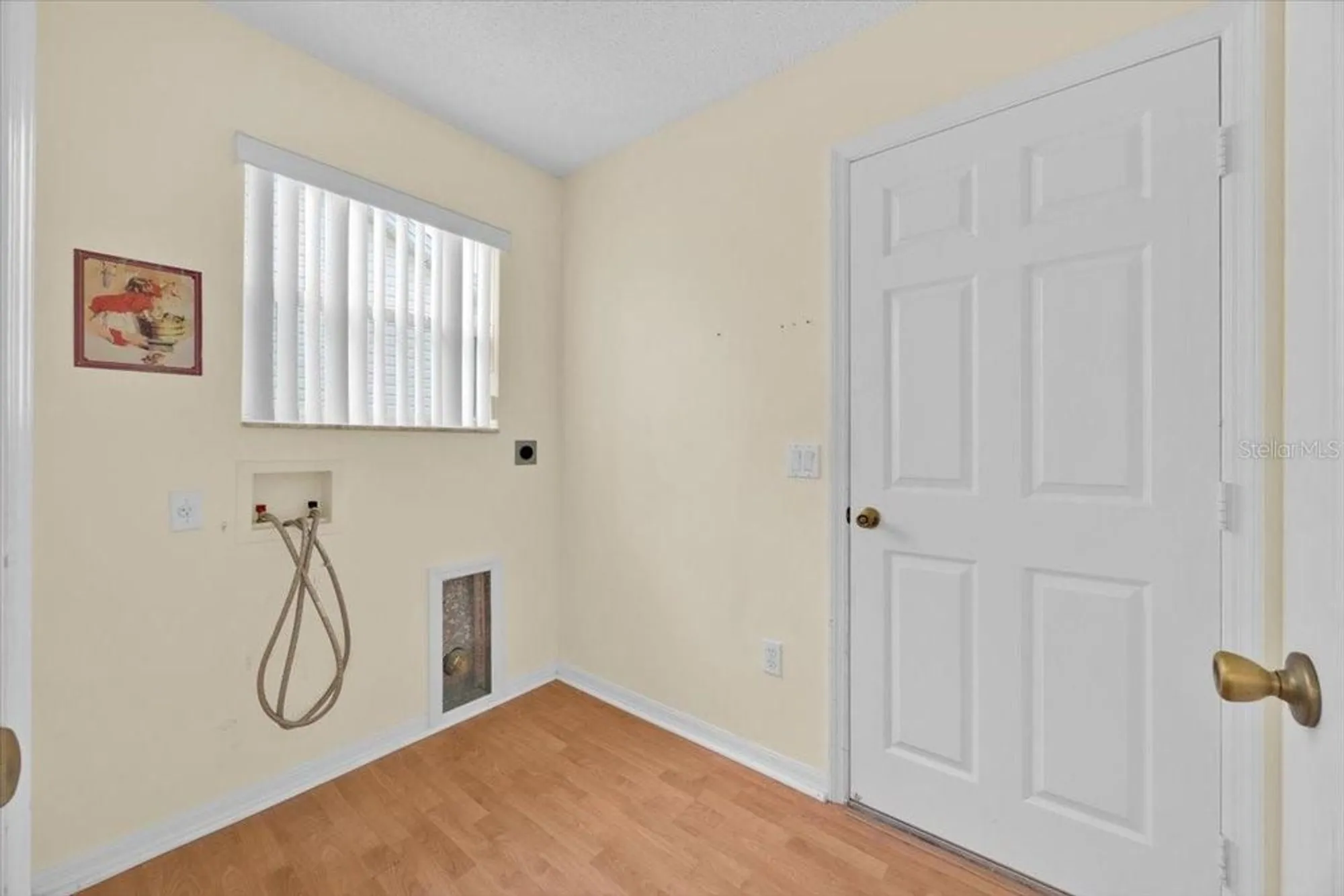 Property Slideshow image 24 of 34 | 528 carrera dr, Lady Lake, FL, 32159