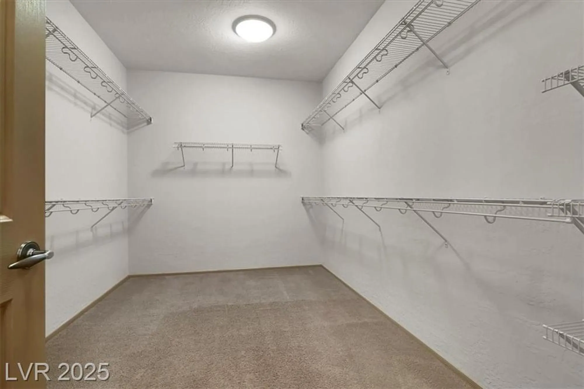 Property Slideshow image 15 of 52 | 7839 lyrebird dr, North Las Vegas, NV, 89084