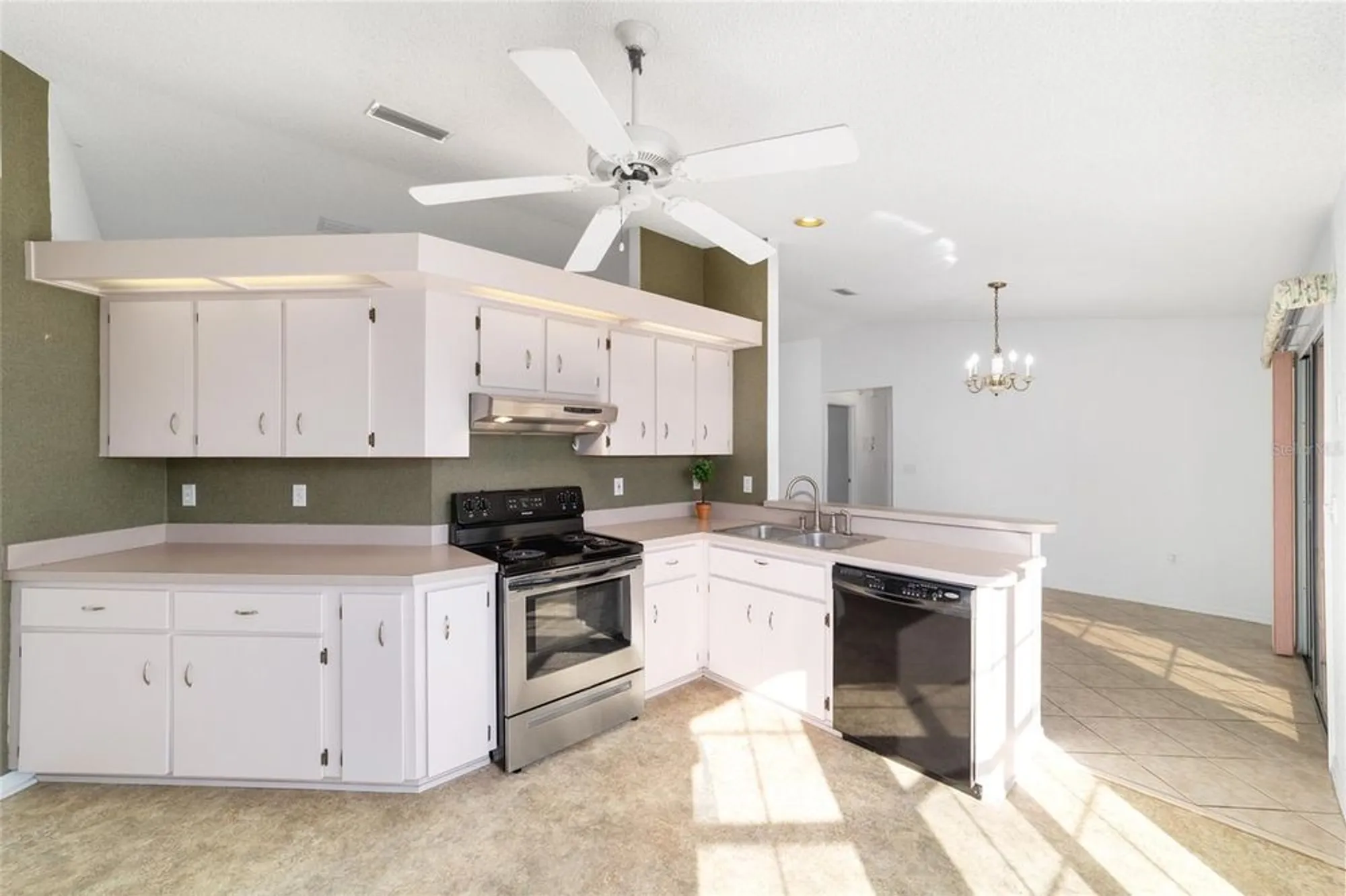 Property Slideshow image 22 of 55 | 8152 sw 108th loop, Ocala, FL, 34481