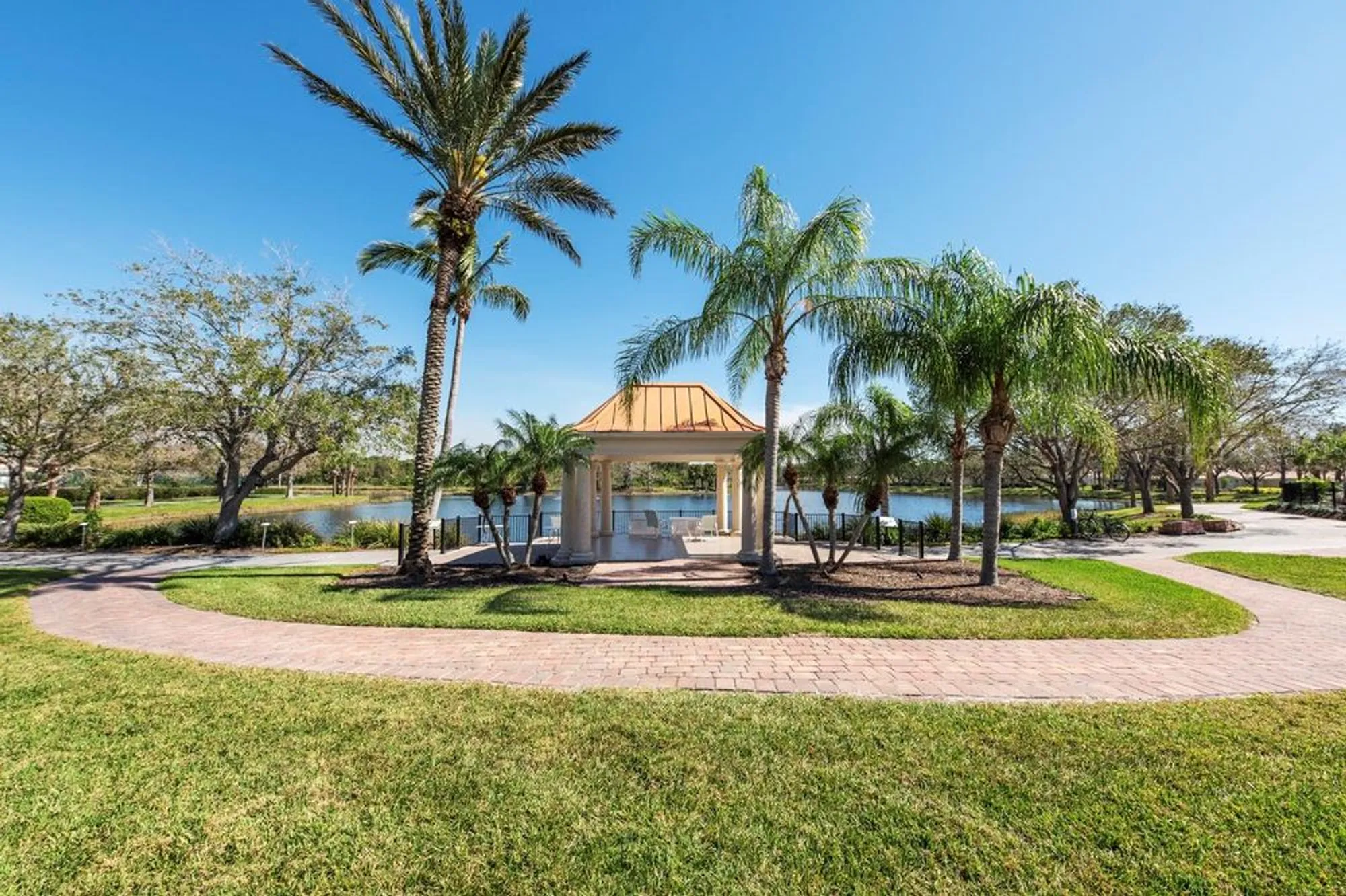 Property Slideshow image 58 of 62 | 7641 quinto dr, Sarasota, FL, 34238