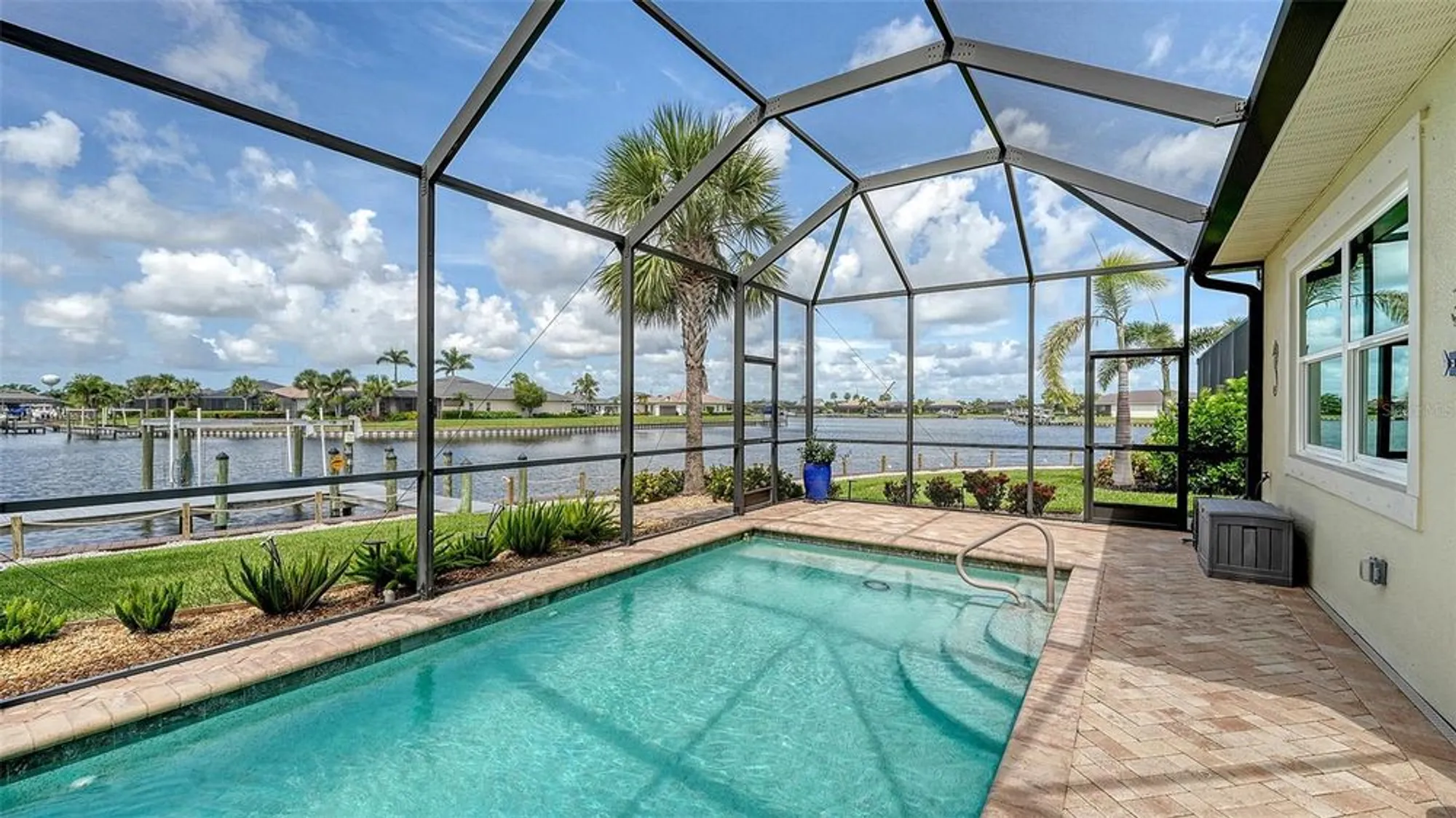 Property Slideshow image 43 of 78 | 1114 bearing ct, Bradenton, FL, 34208