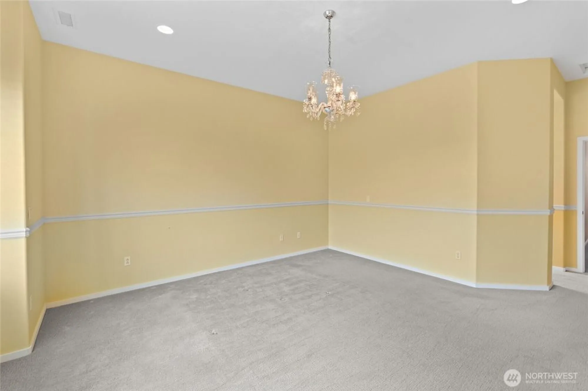 Property Slideshow image 19 of 40 | 4420 vashon dr, Lacey, WA, 98516