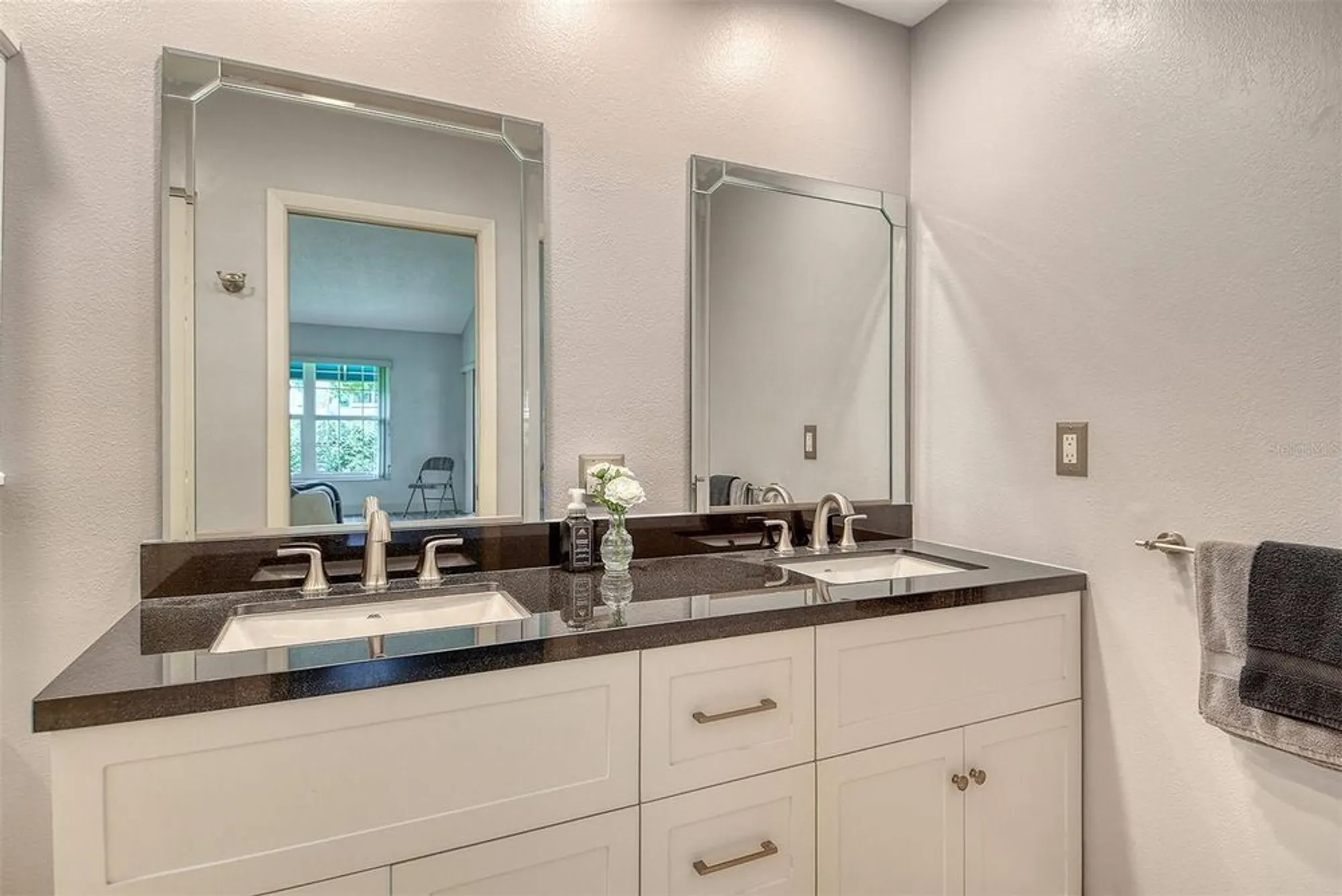 Property Slideshow image 29 of 59 | 5956 clubside dr # 7651, Sarasota, FL, 34243