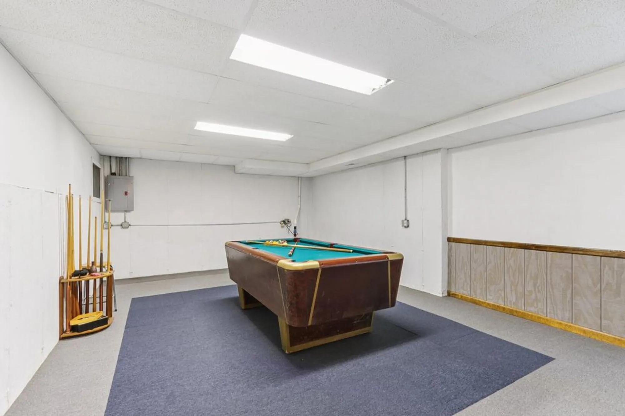 Property Slideshow image 23 of 39 | 13434 redberry cir, Plainfield, IL, 60544