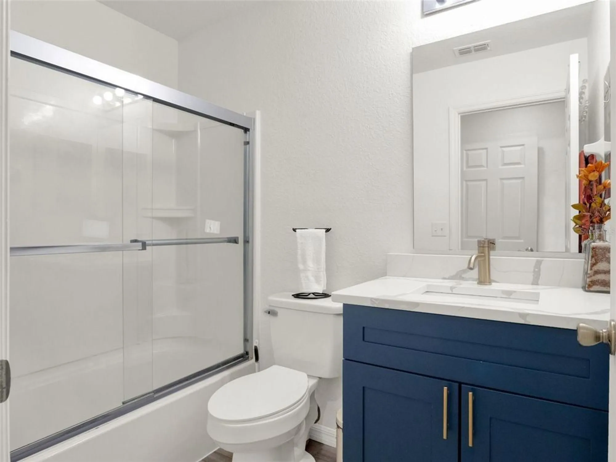 Property Slideshow image 20 of 38 | 12347 ne 52nd loop, Oxford, FL, 34484