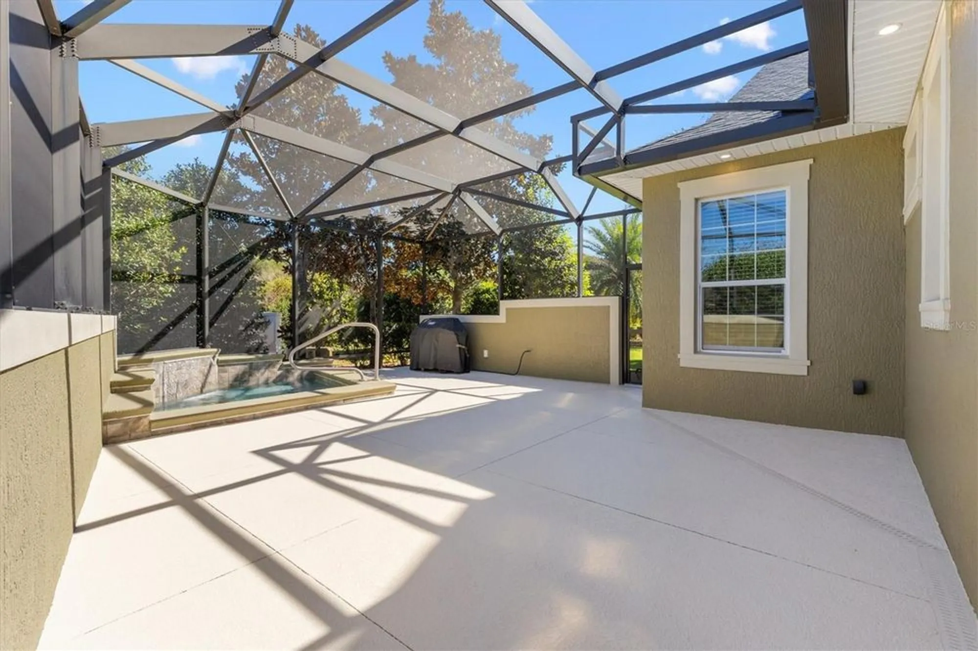 Property Slideshow image 7 of 66 | 981 iron oak way, The Villages, FL, 32163